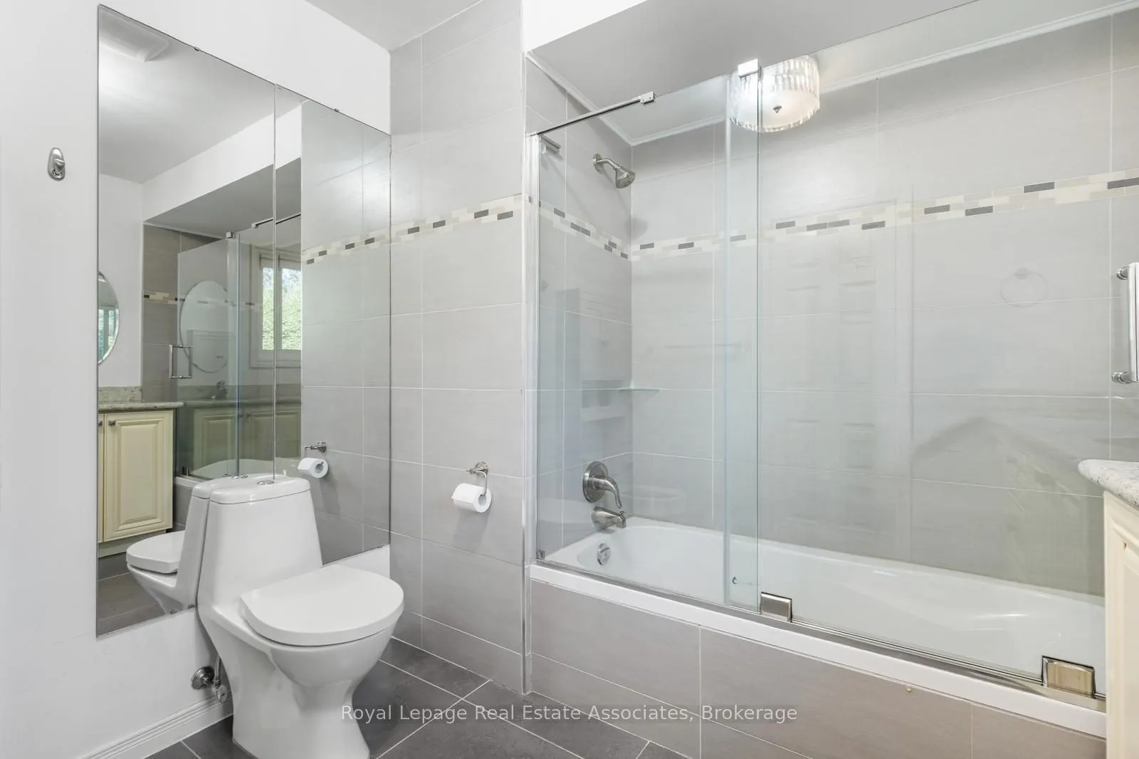 4424 Treetop Court