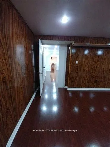 84 Ardglen Drive