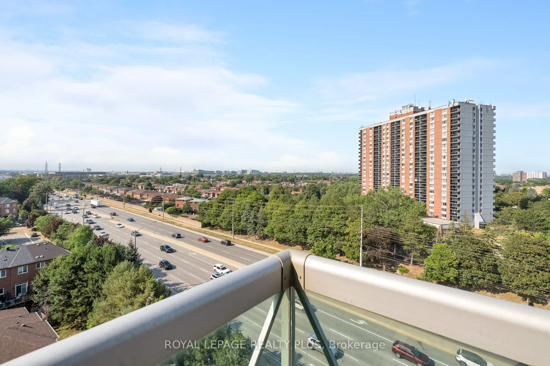 1359 Rathburn Road E, #903