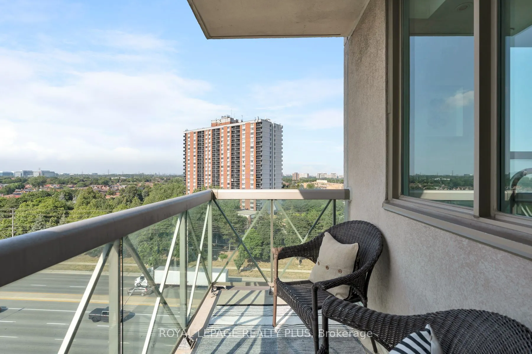 1359 Rathburn Road E, #903