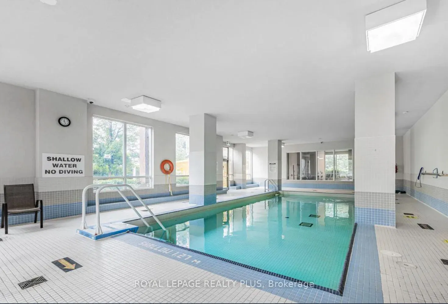 1359 Rathburn Road E, #903