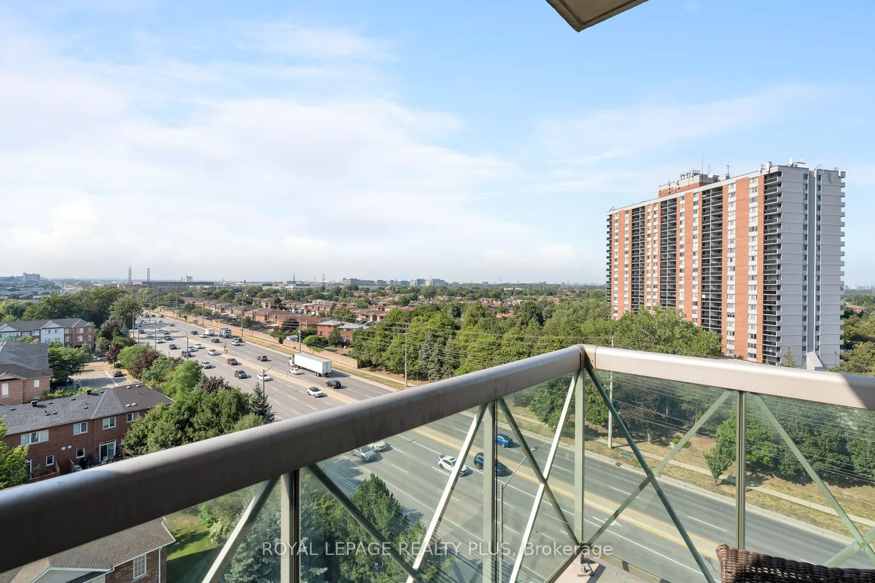 1359 Rathburn Road E, #903