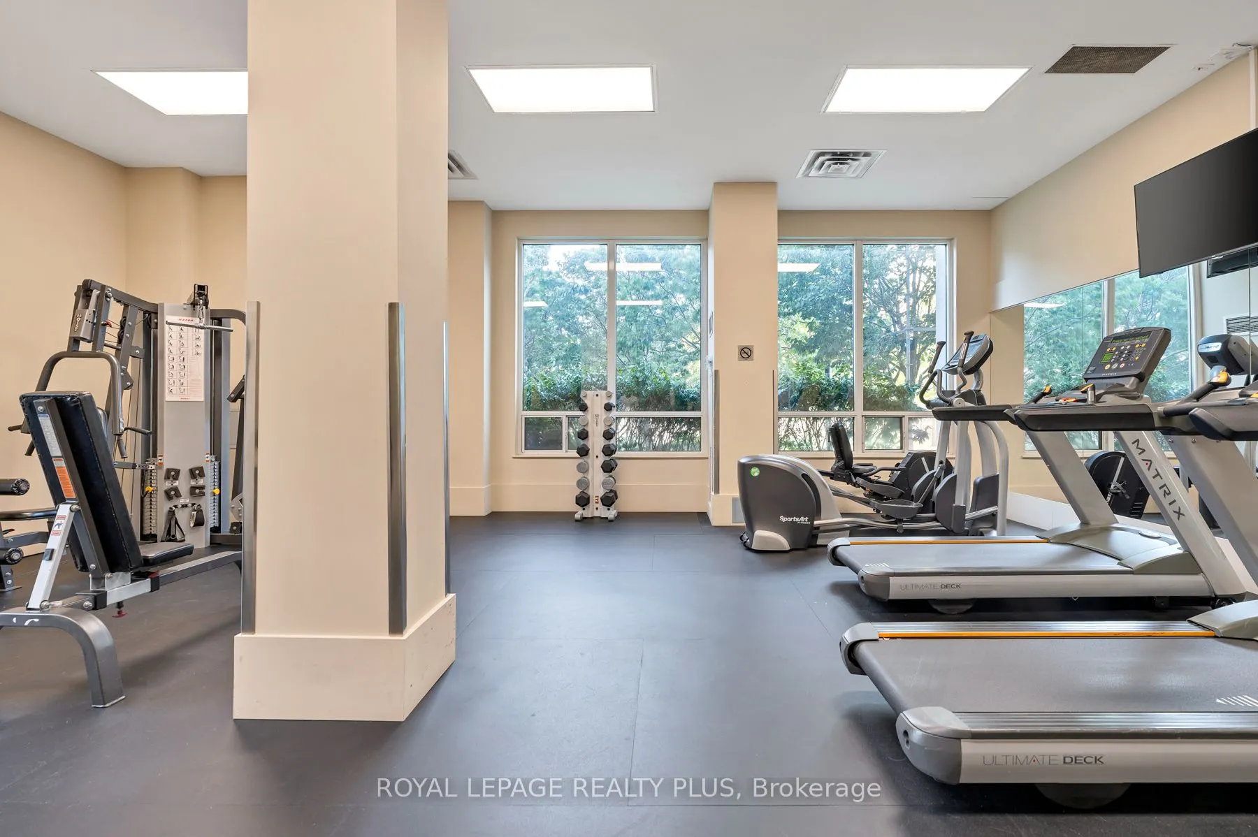 1359 Rathburn Road E, #903