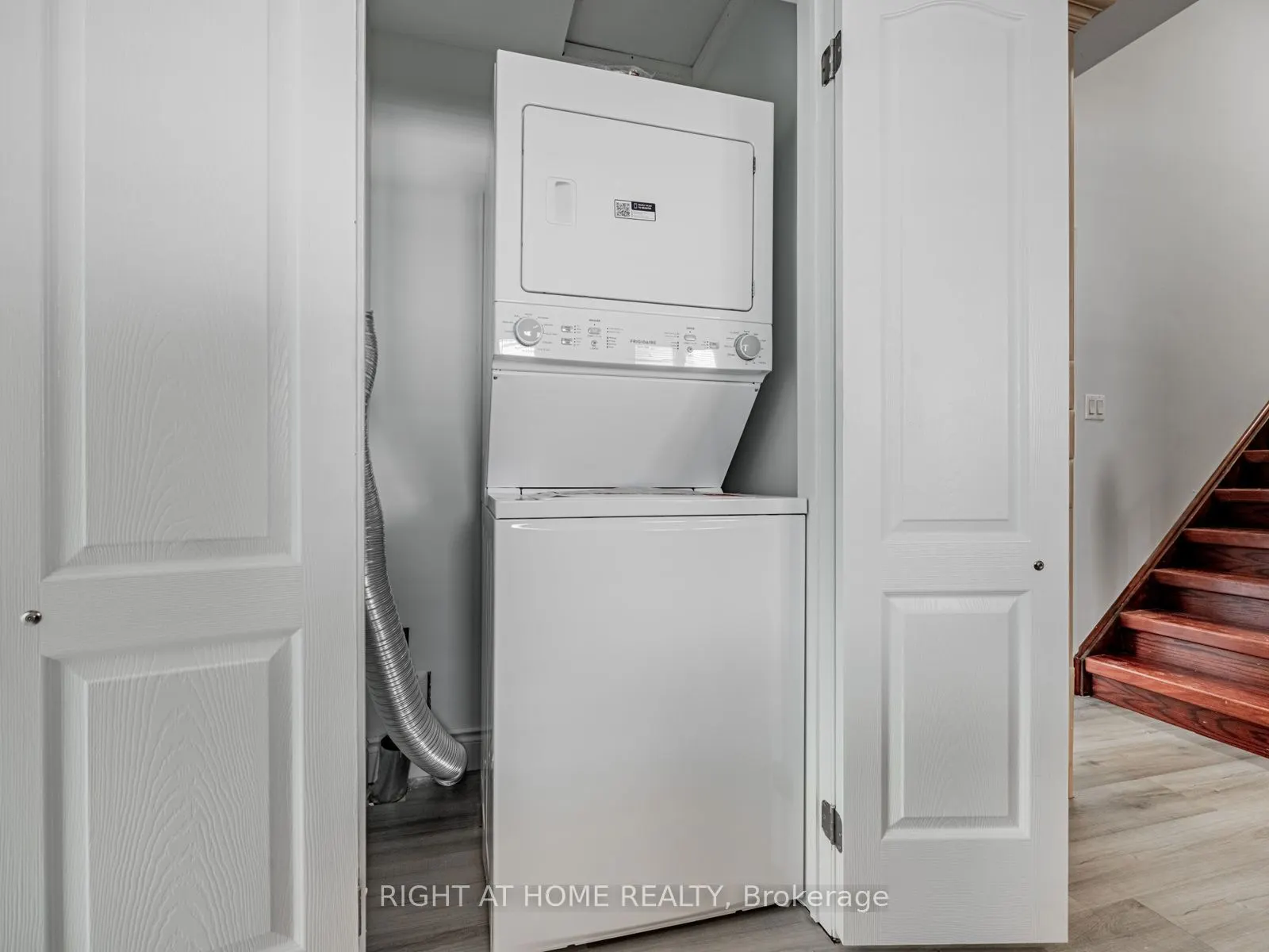 838 Merritt Drive, #Upper Unit