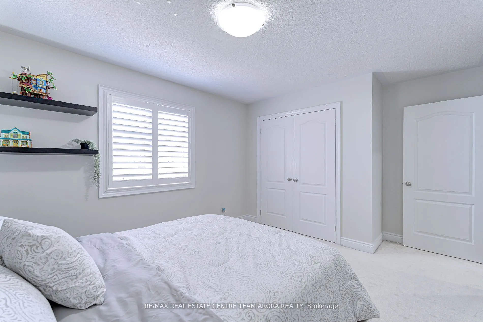 57 Lorenville Drive