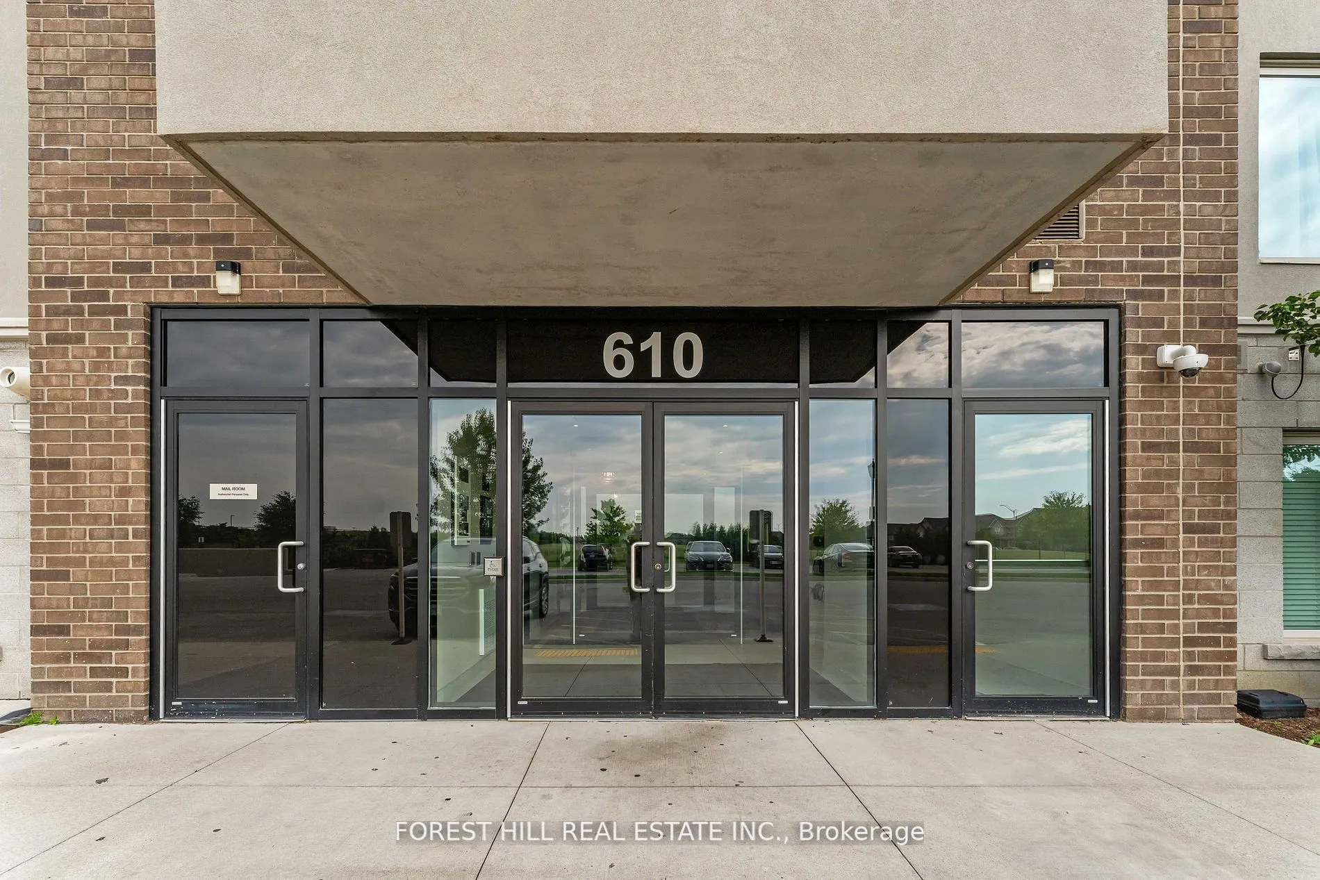 610 Farmstead Drive, #201