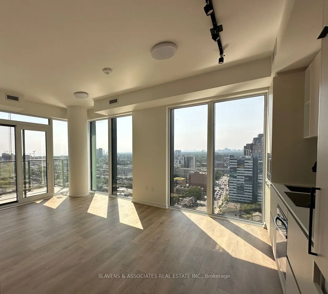 1285 Dupont Street, #1703