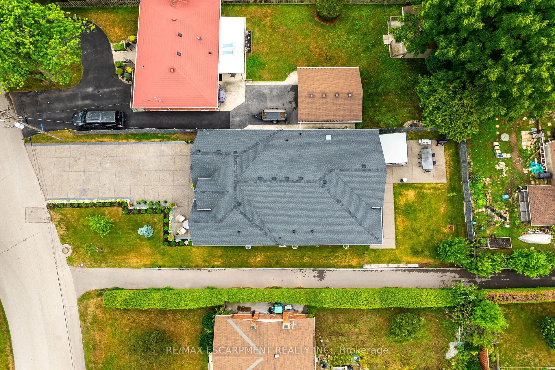 1048 Dovercourt Avenue