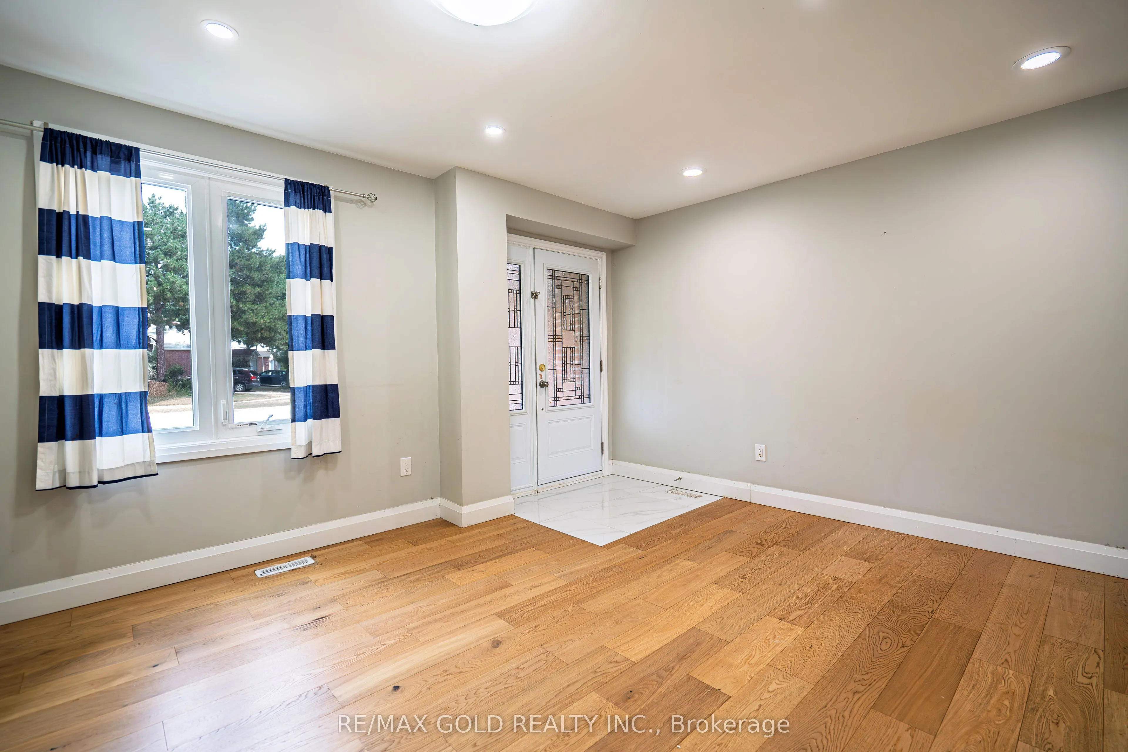 4032 Teakwood Drive