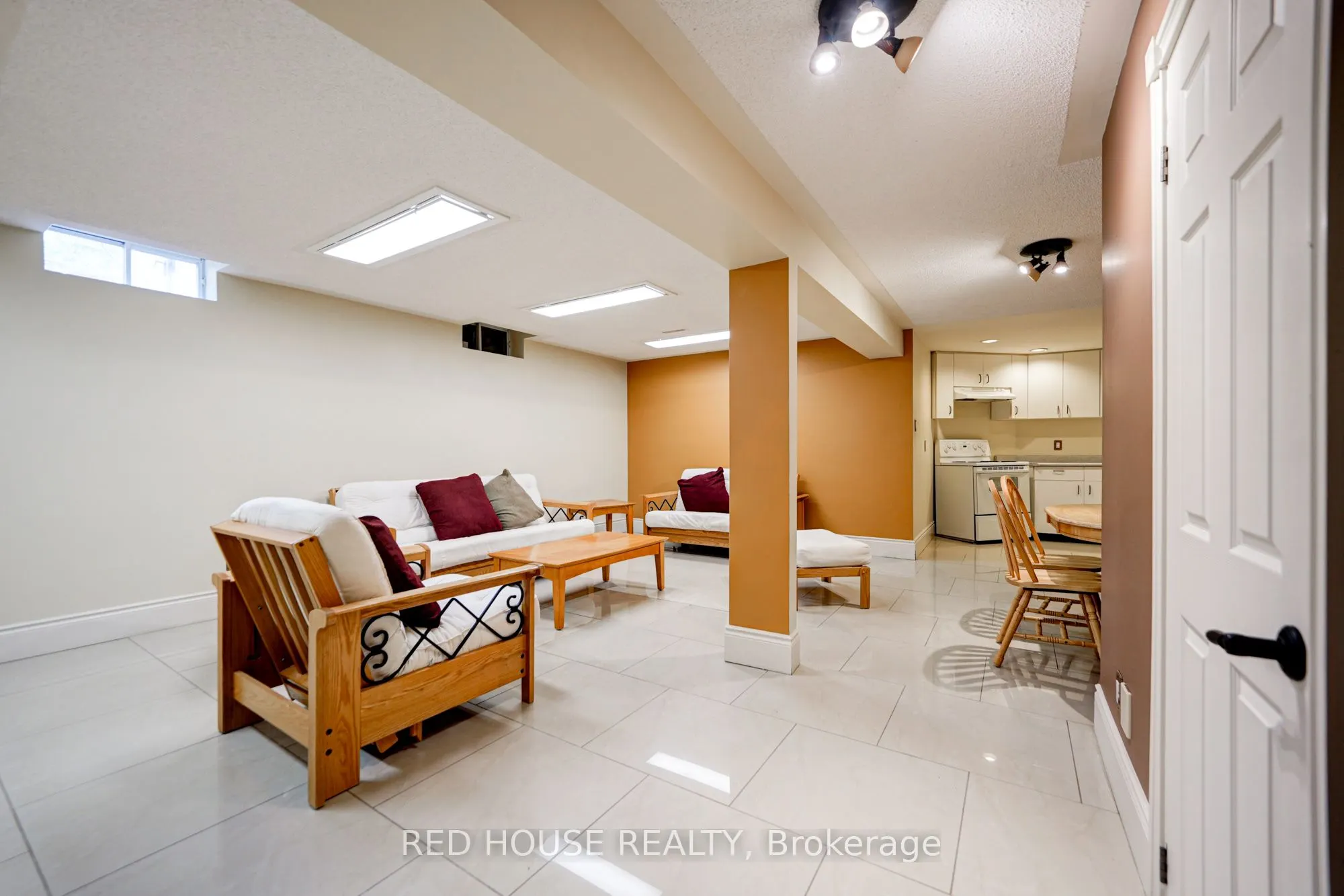 4450 Mayflower Drive, #Bsmt