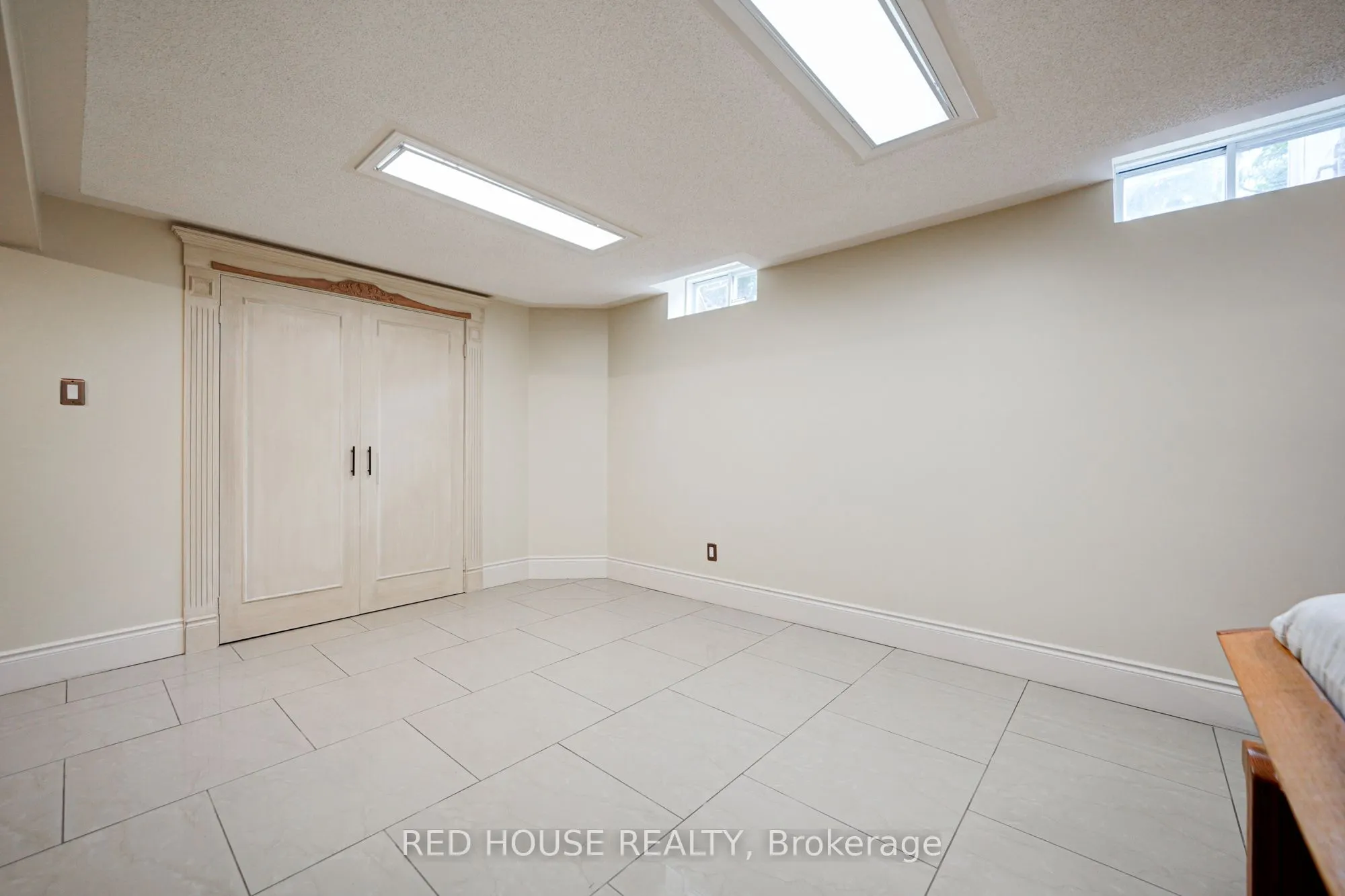 4450 Mayflower Drive, #Bsmt