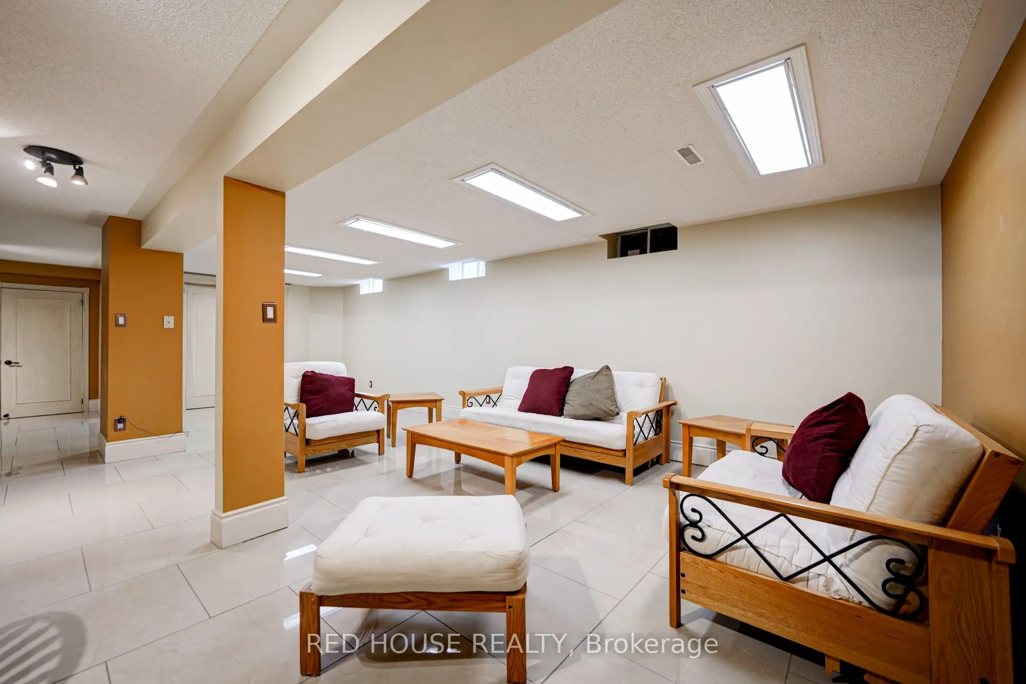 4450 Mayflower Drive, #Bsmt
