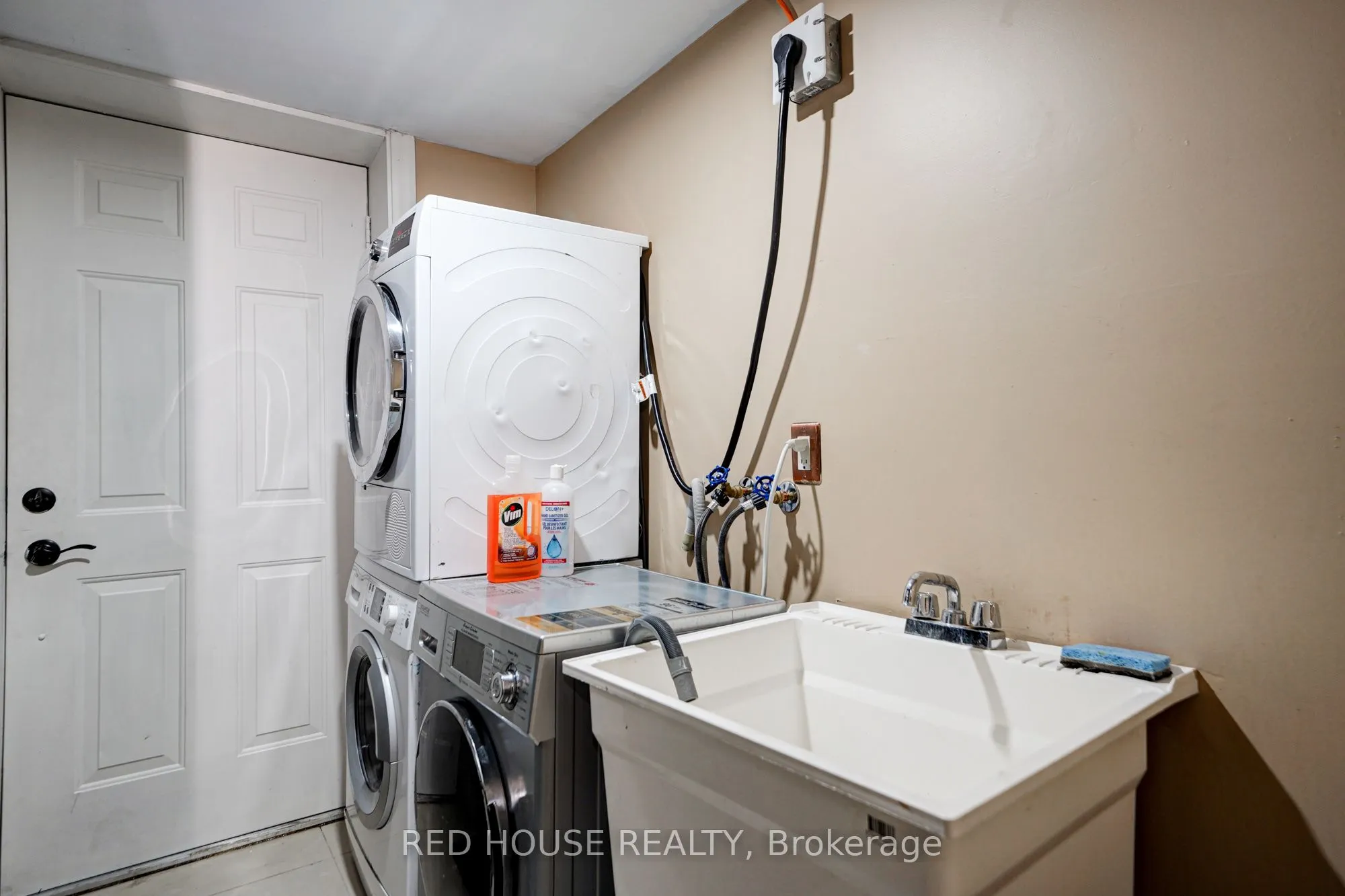 4450 Mayflower Drive, #Bsmt
