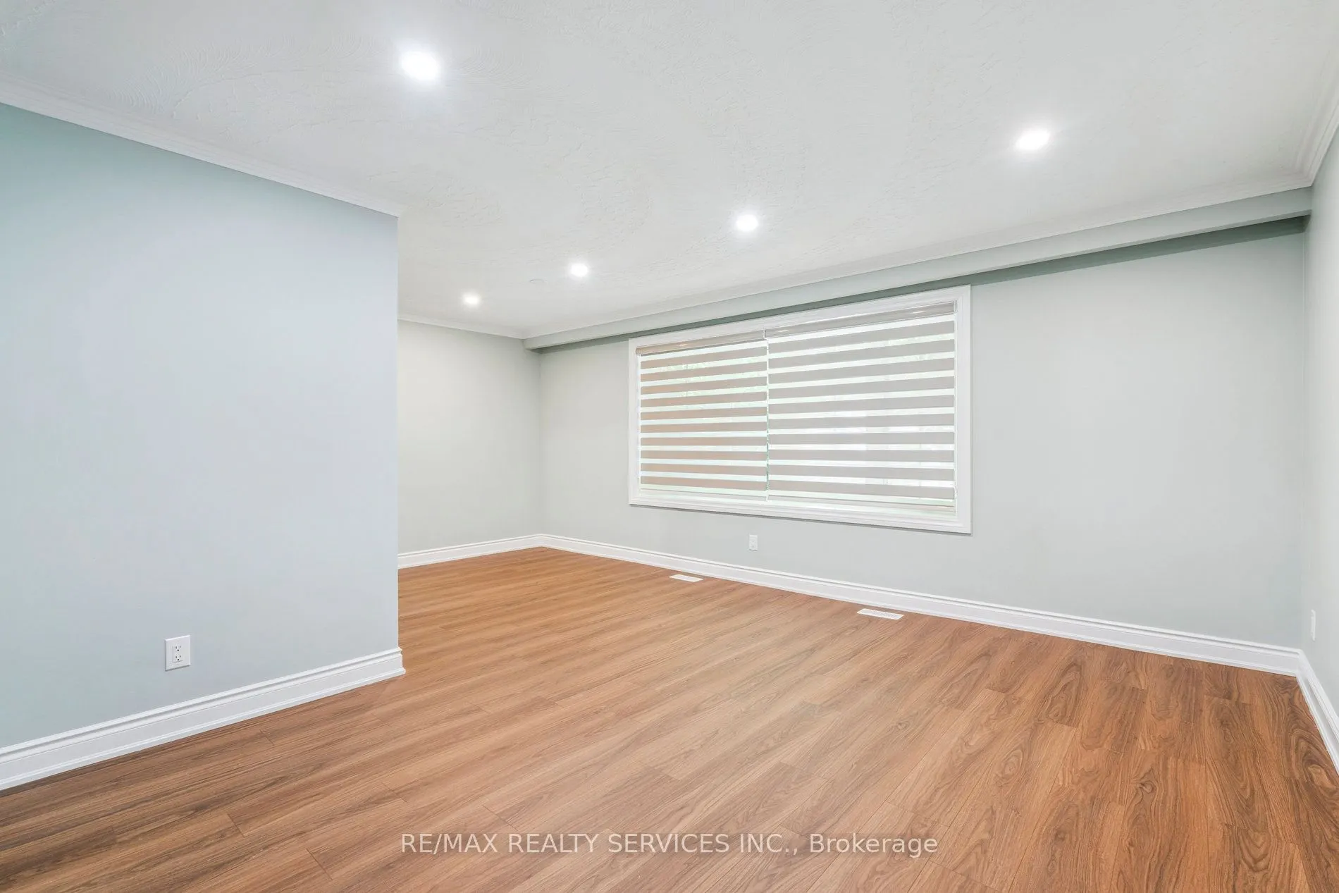 15 Mcclure Avenue
