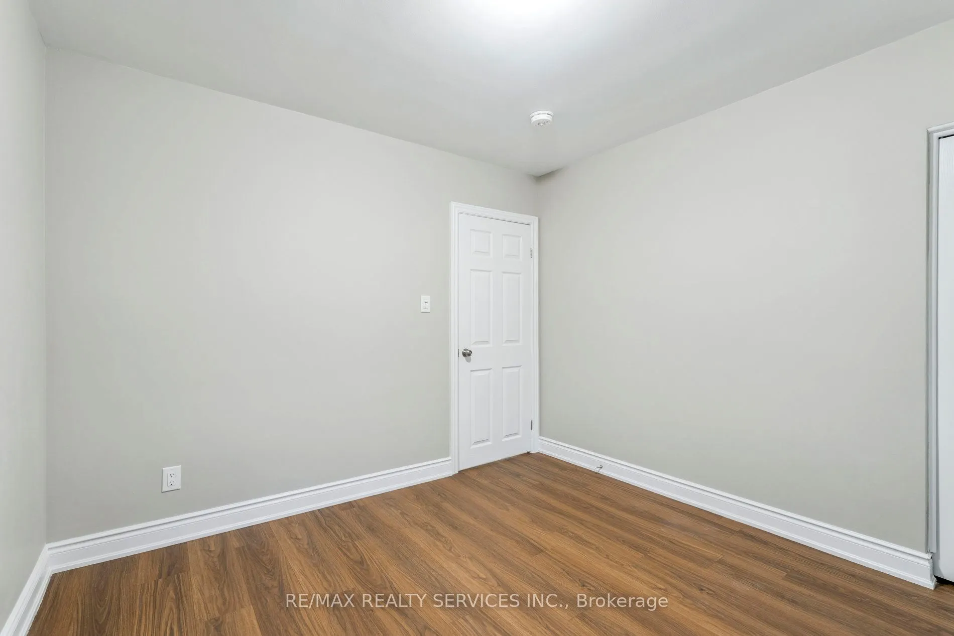 15 Mcclure Avenue