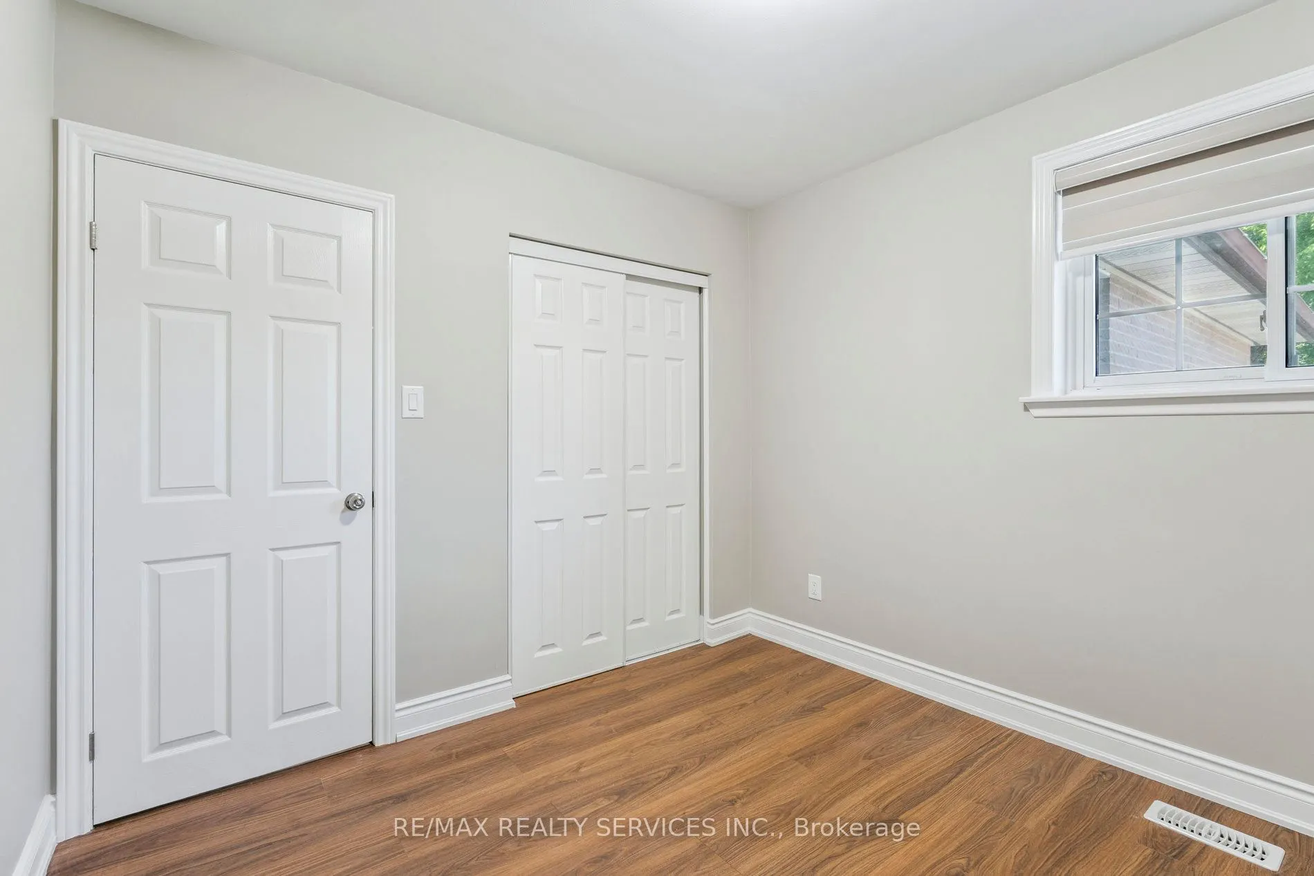 15 Mcclure Avenue