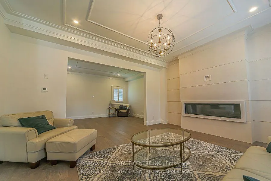 1 Hawthorn Crescent