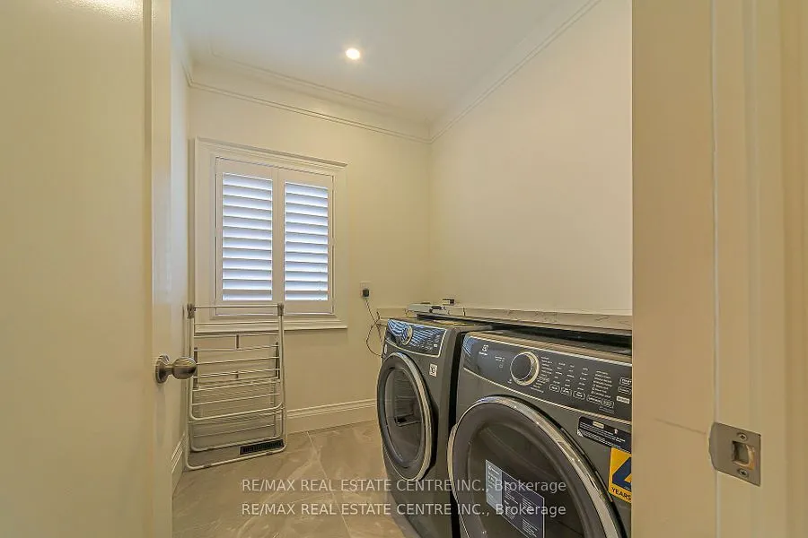 1 Hawthorn Crescent