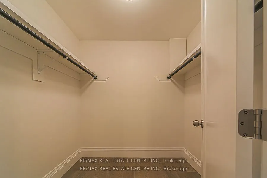 1 Hawthorn Crescent