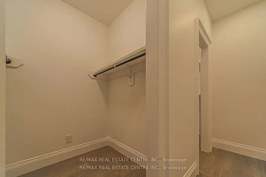 1 Hawthorn Crescent
