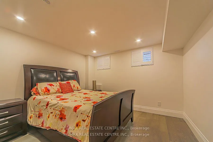 1 Hawthorn Crescent