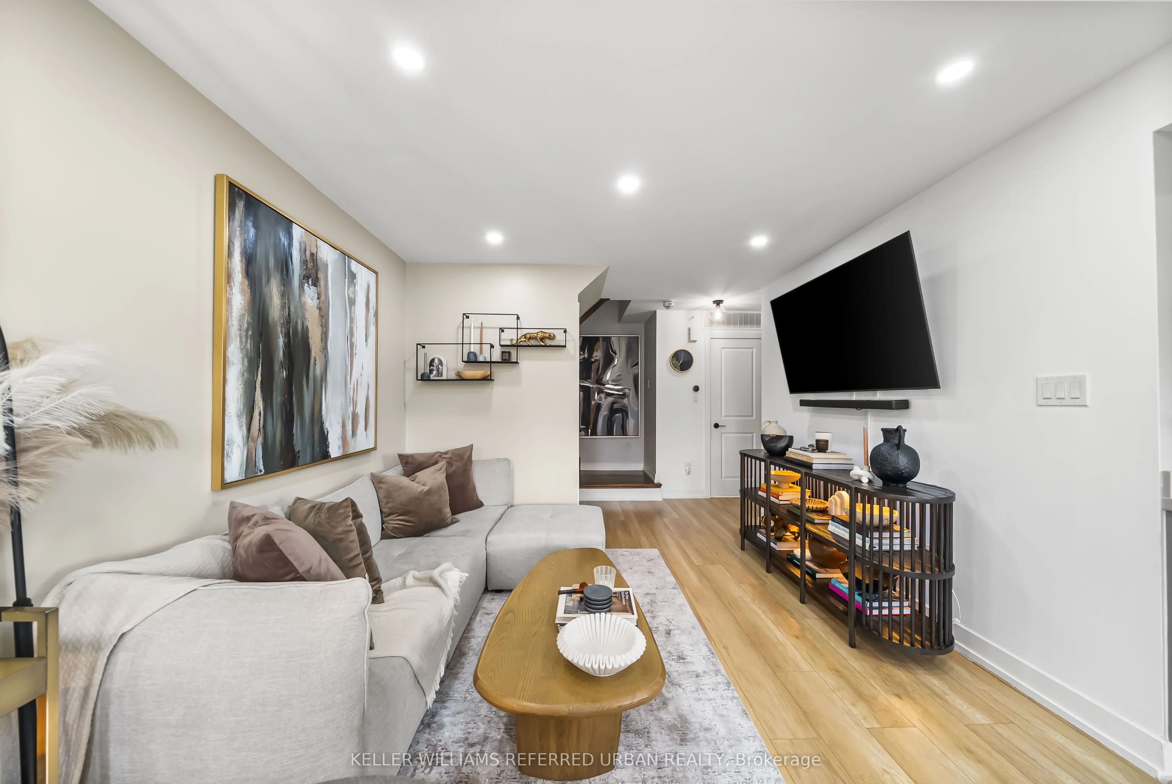 2335 Sheppard Avenue W, #14