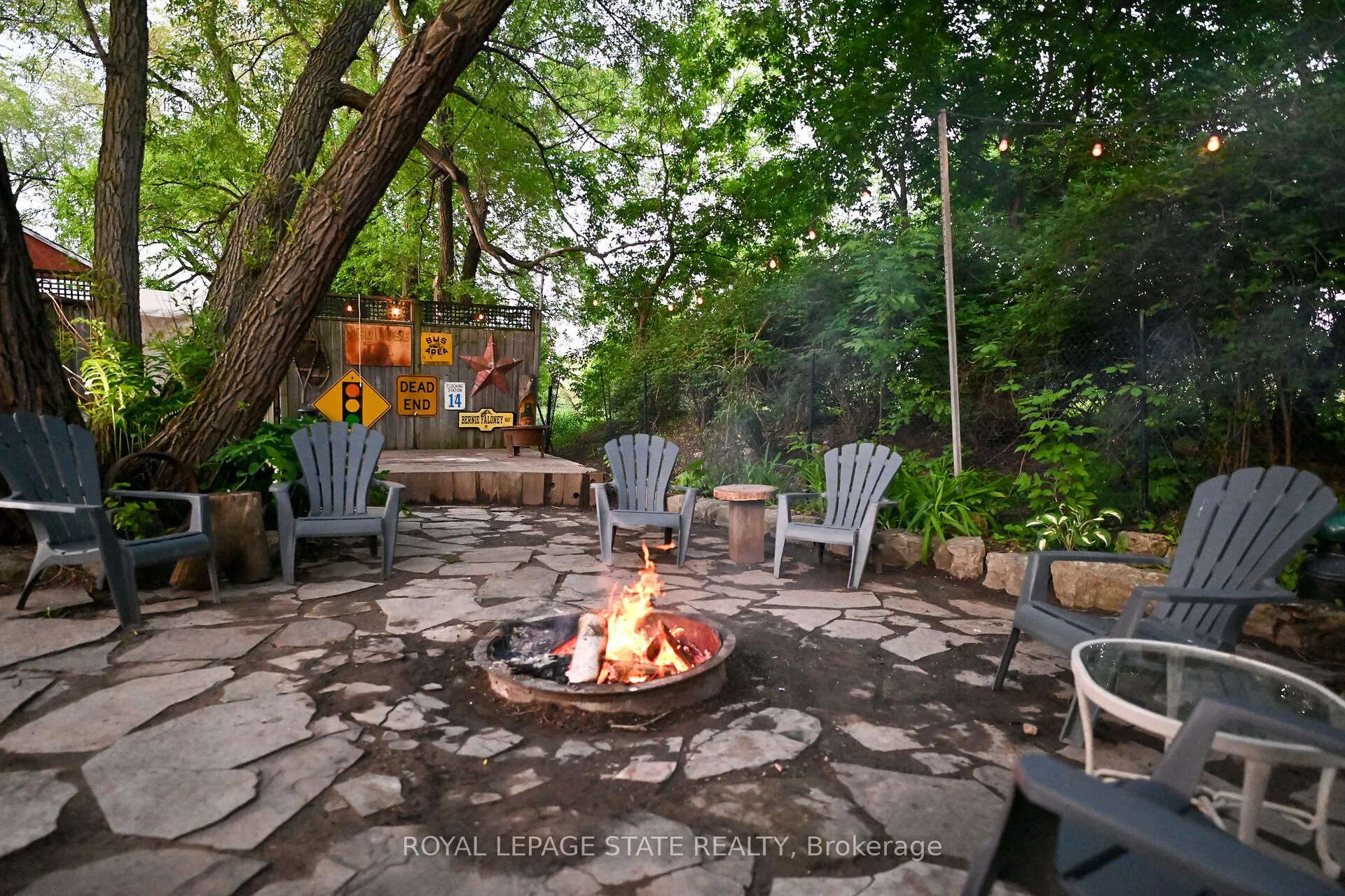 792 Old York Road