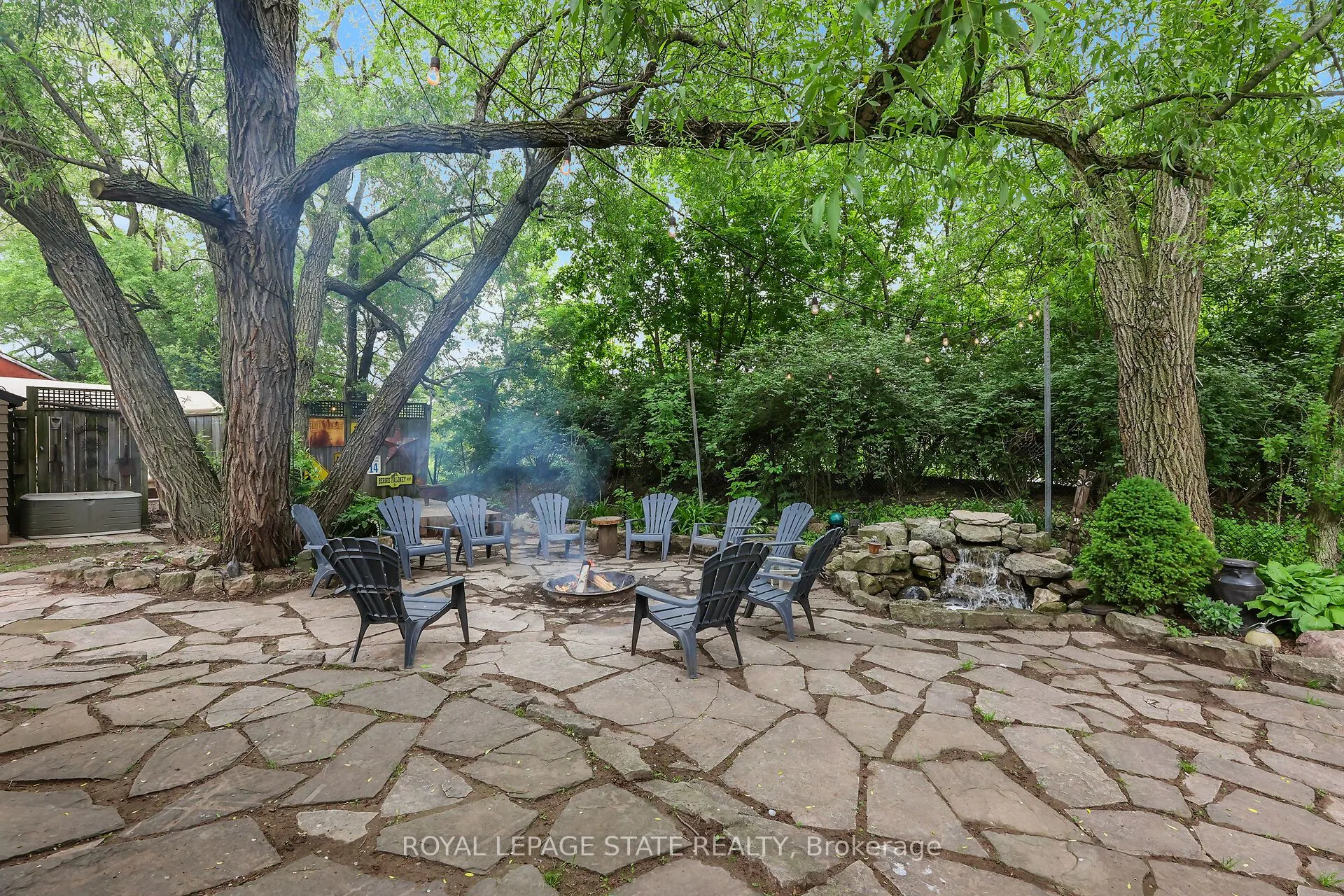 792 Old York Road
