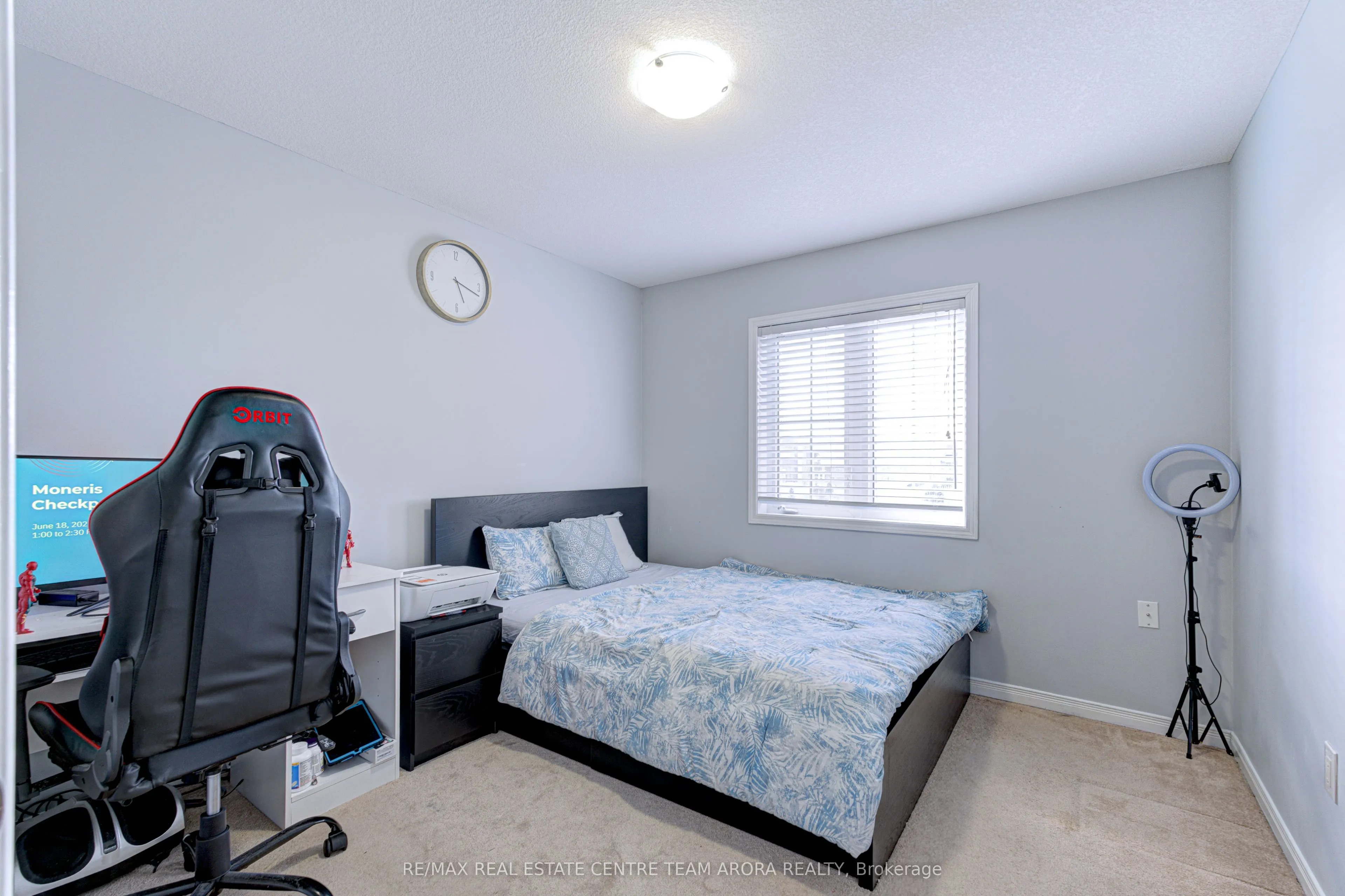 157 Baffin Crescent