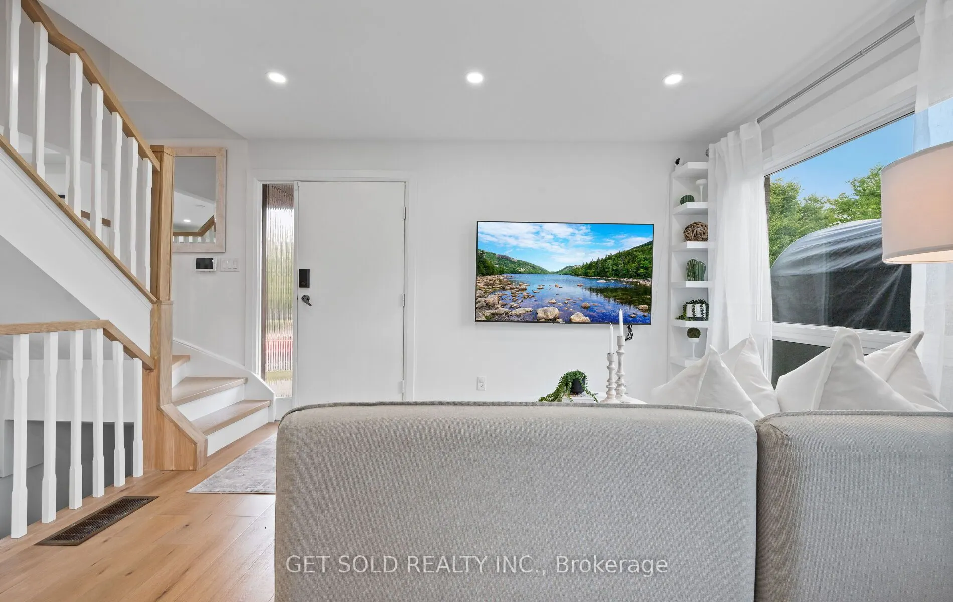 36 Shalom Crescent