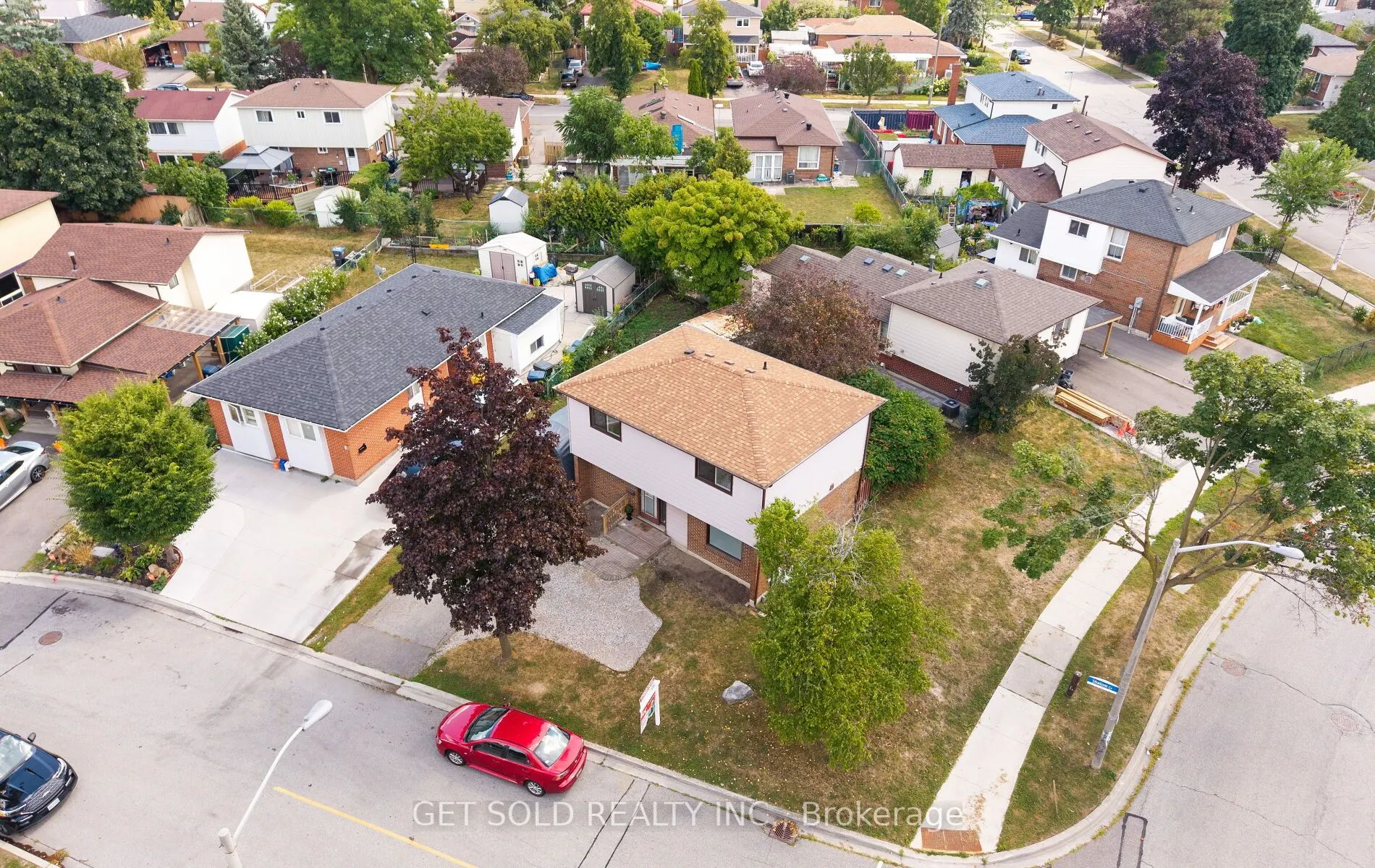 36 Shalom Crescent
