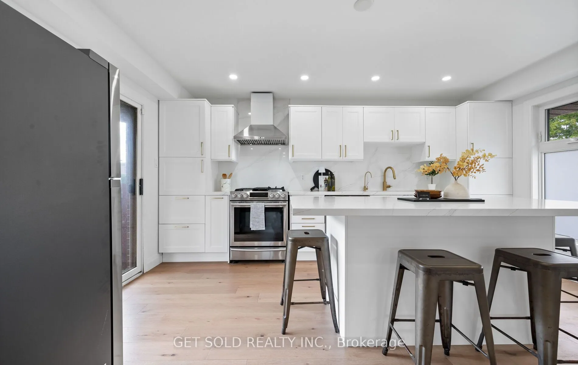 36 Shalom Crescent