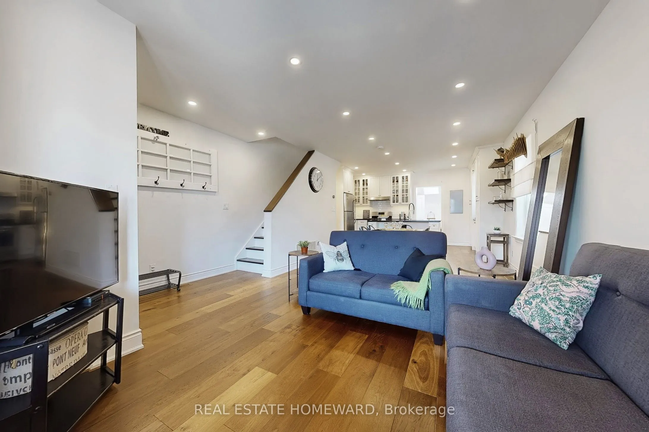 48 Holley Avenue