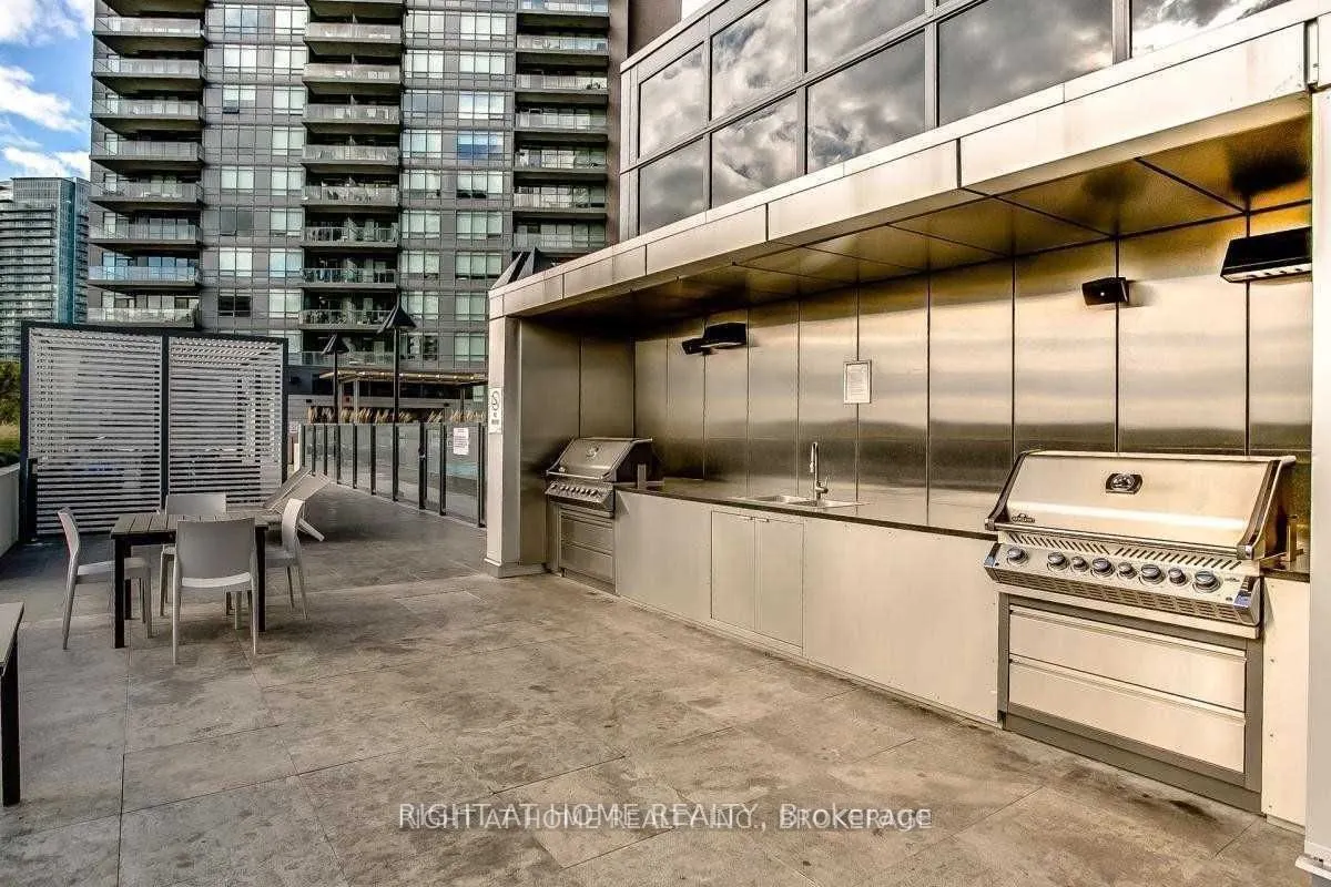 10 Parklawn Road, #303