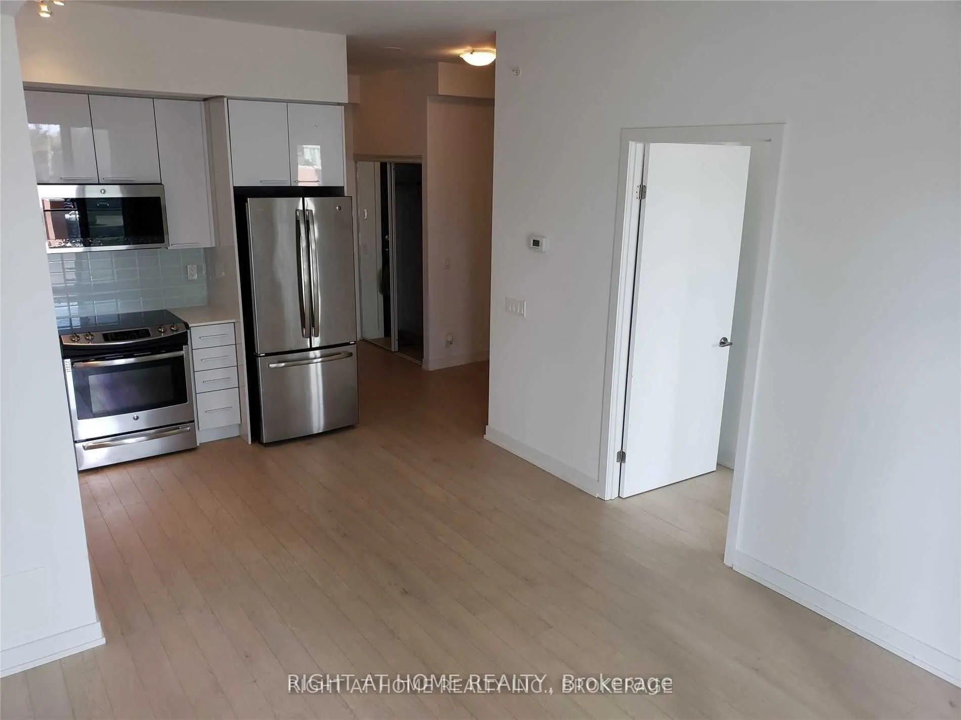 10 Parklawn Road, #303