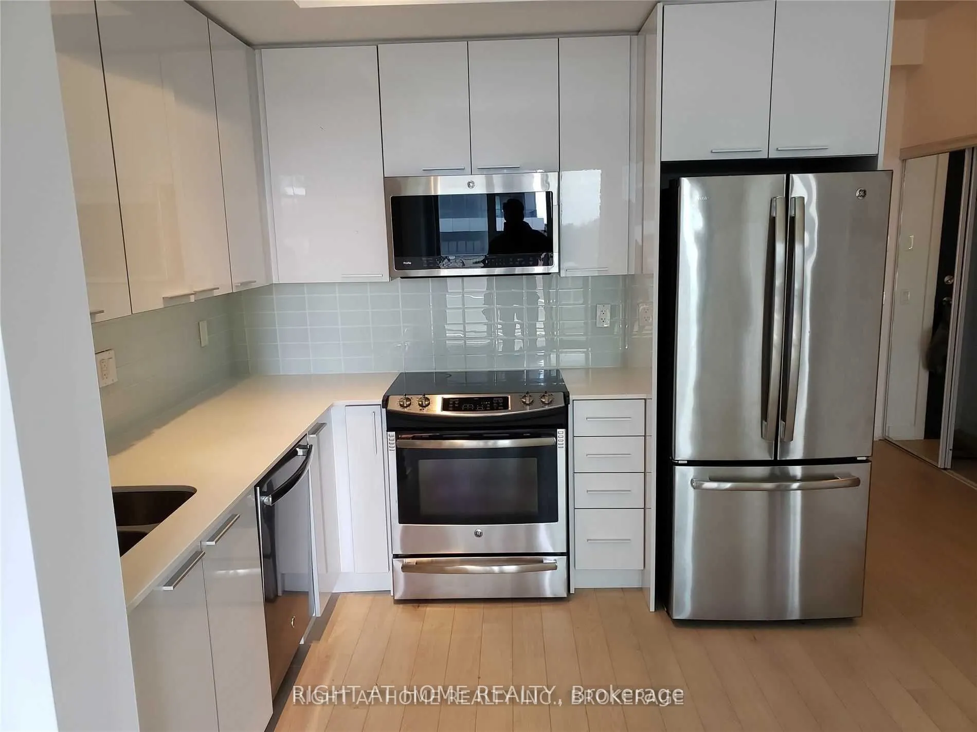 10 Parklawn Road, #303