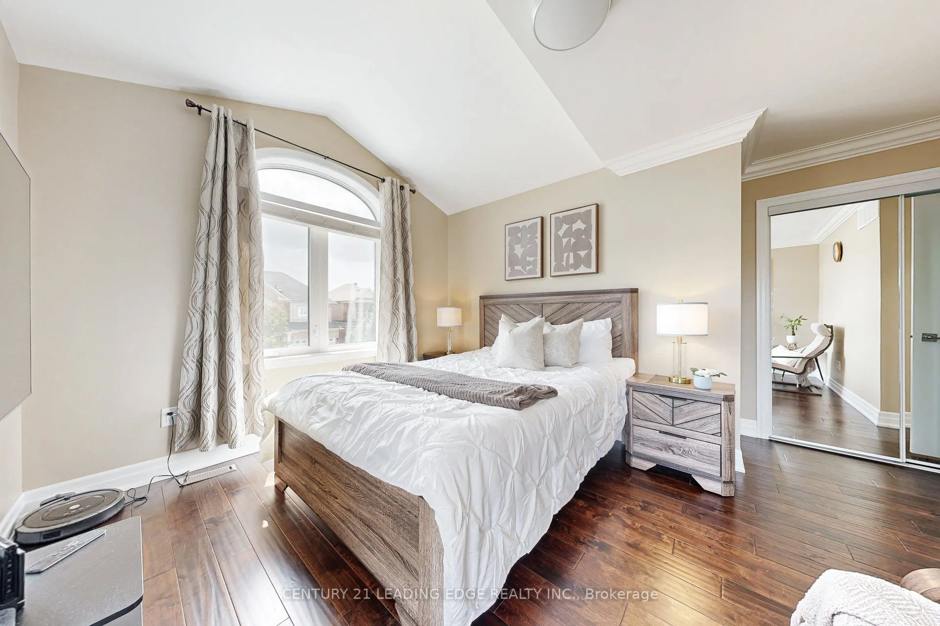 5750 CHURCHILL MEADOWS Boulevard