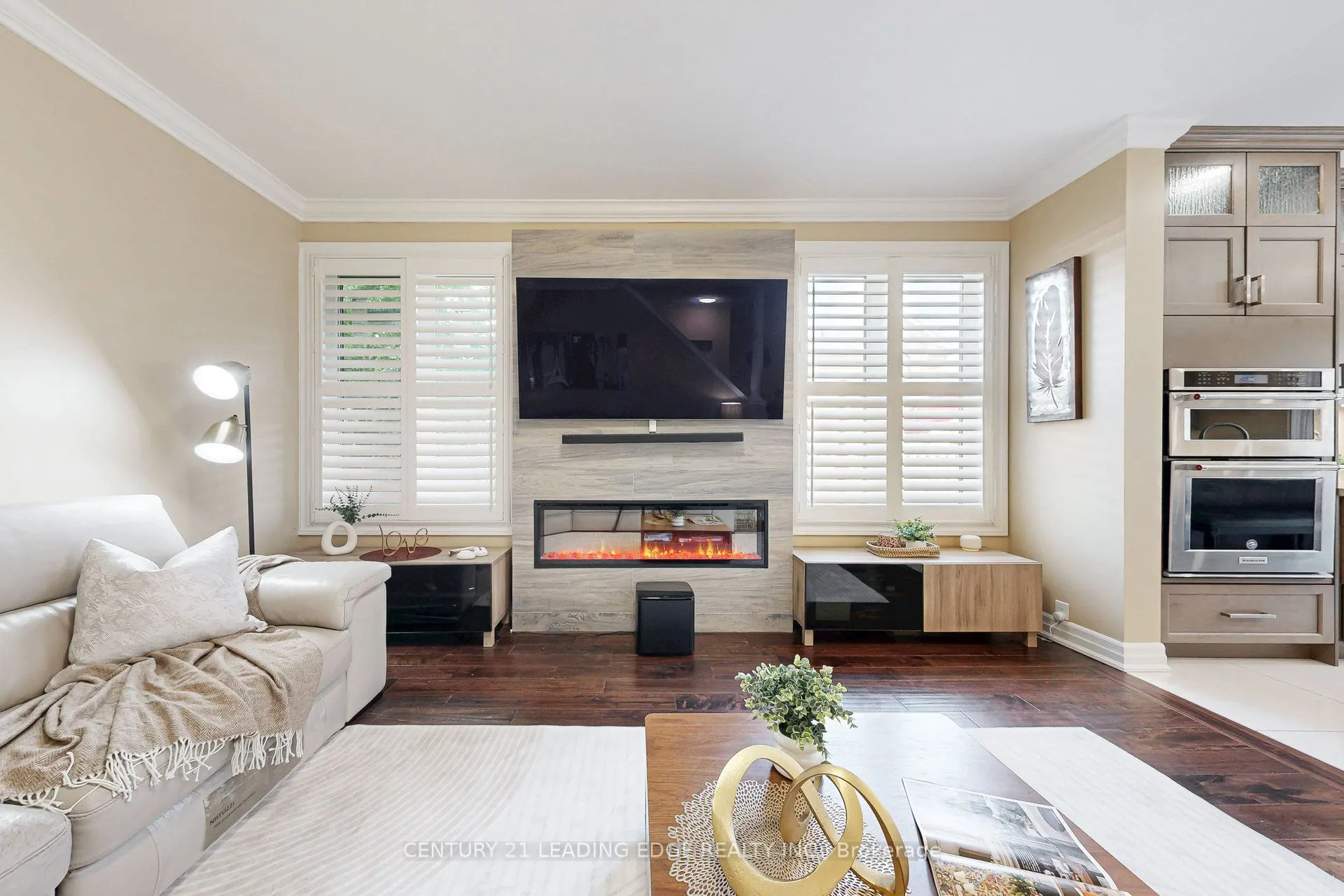 5750 CHURCHILL MEADOWS Boulevard