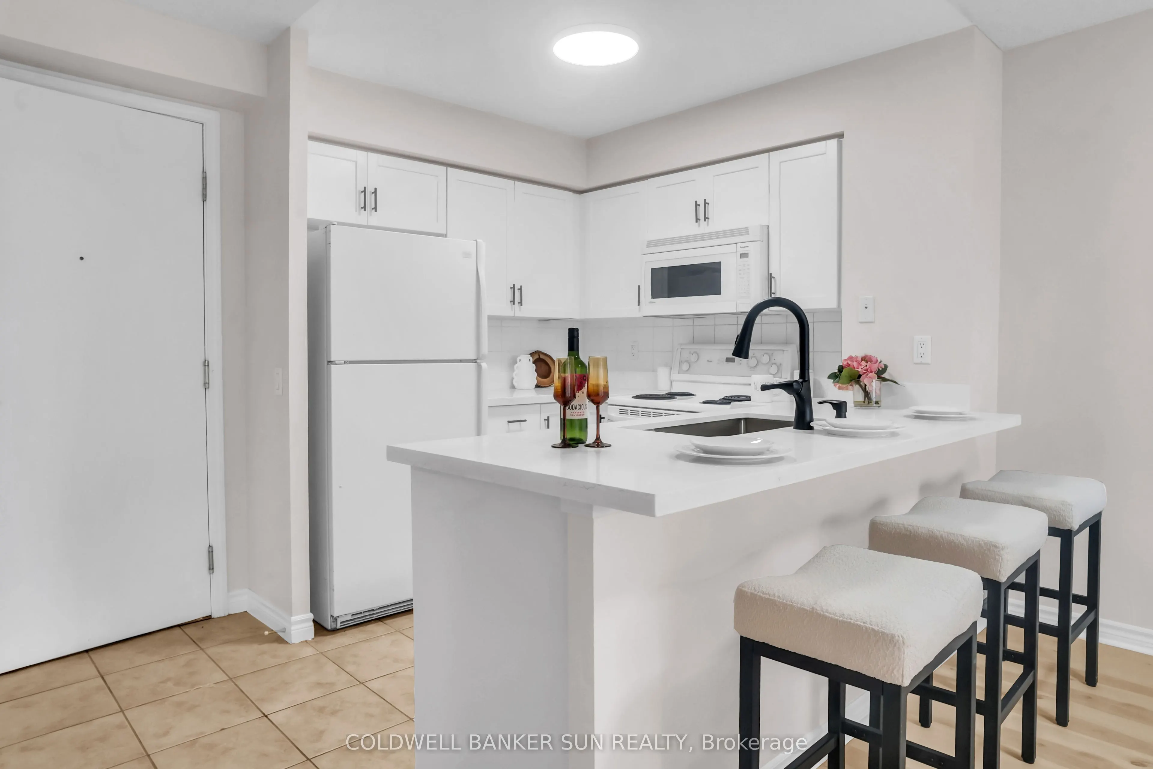 35 Kingsbridge Garden Circle, #1104