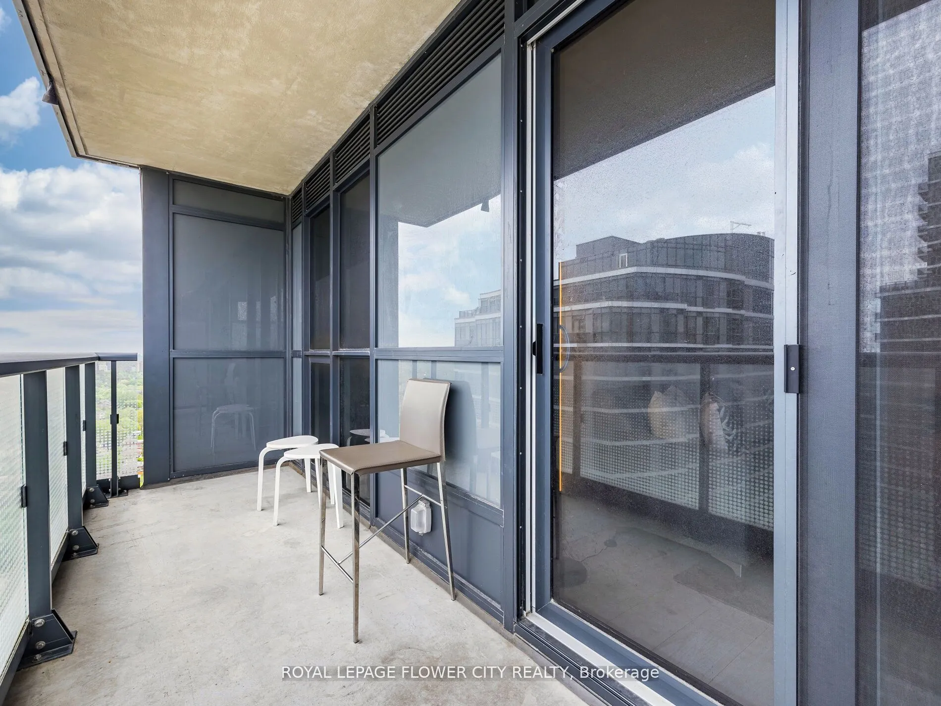 30 Gibbs Road, #2804