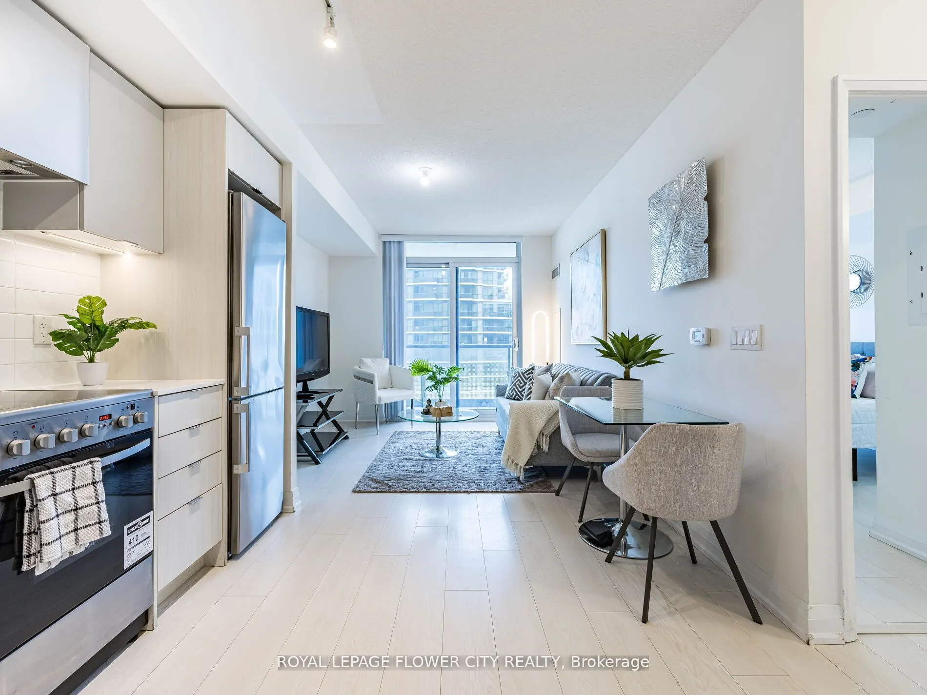30 Gibbs Road, #2804