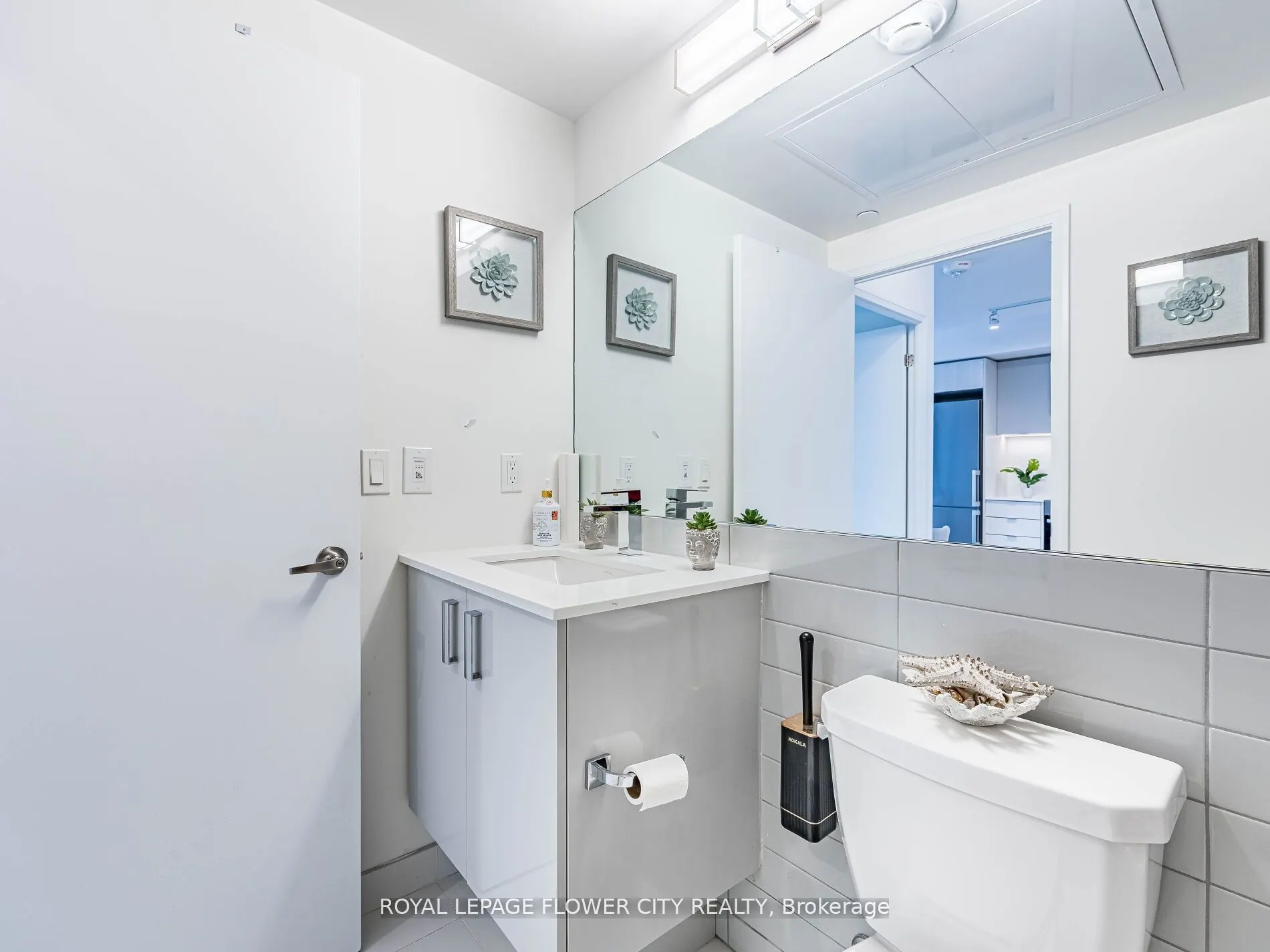 30 Gibbs Road, #2804