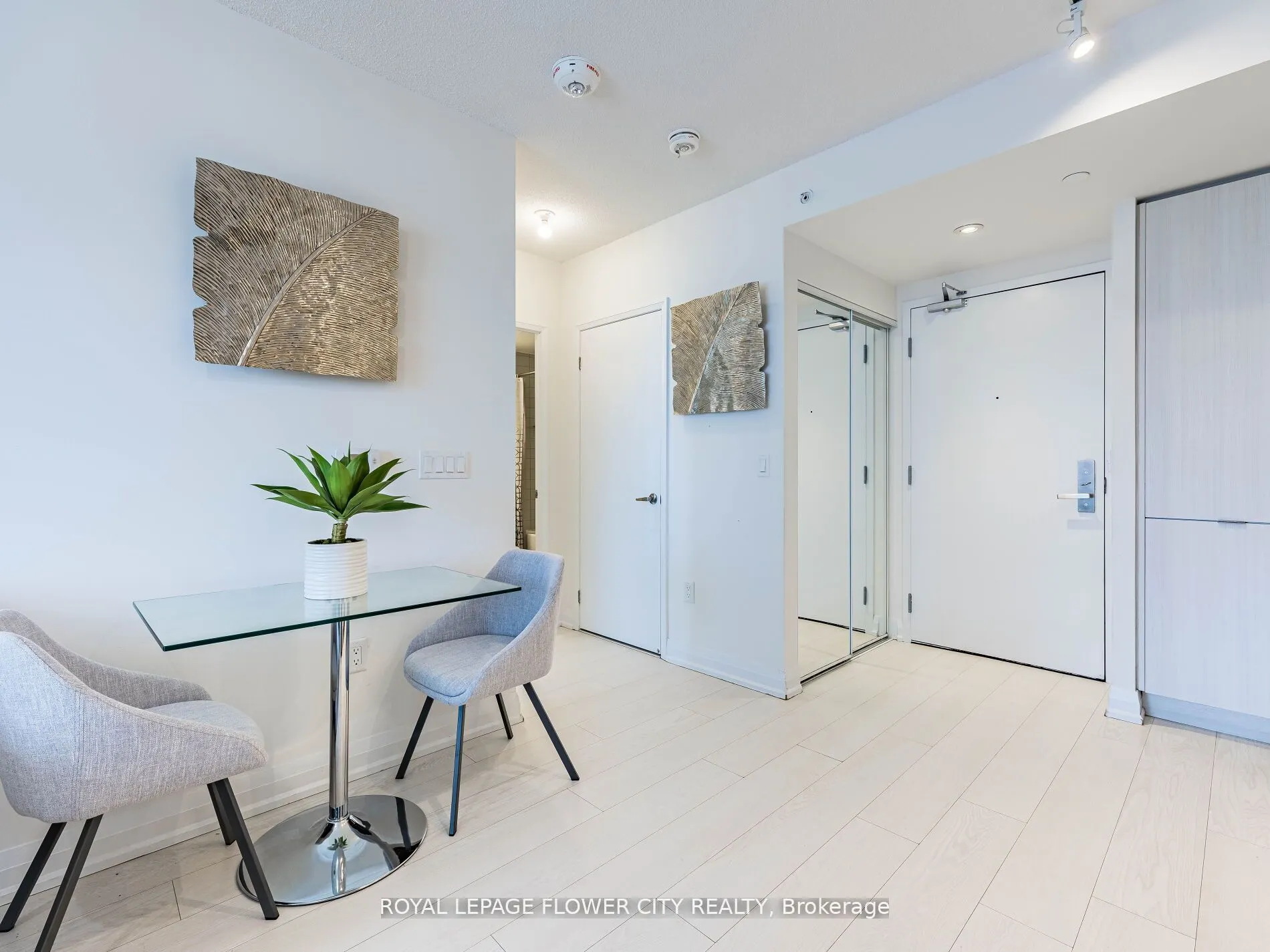 30 Gibbs Road, #2804