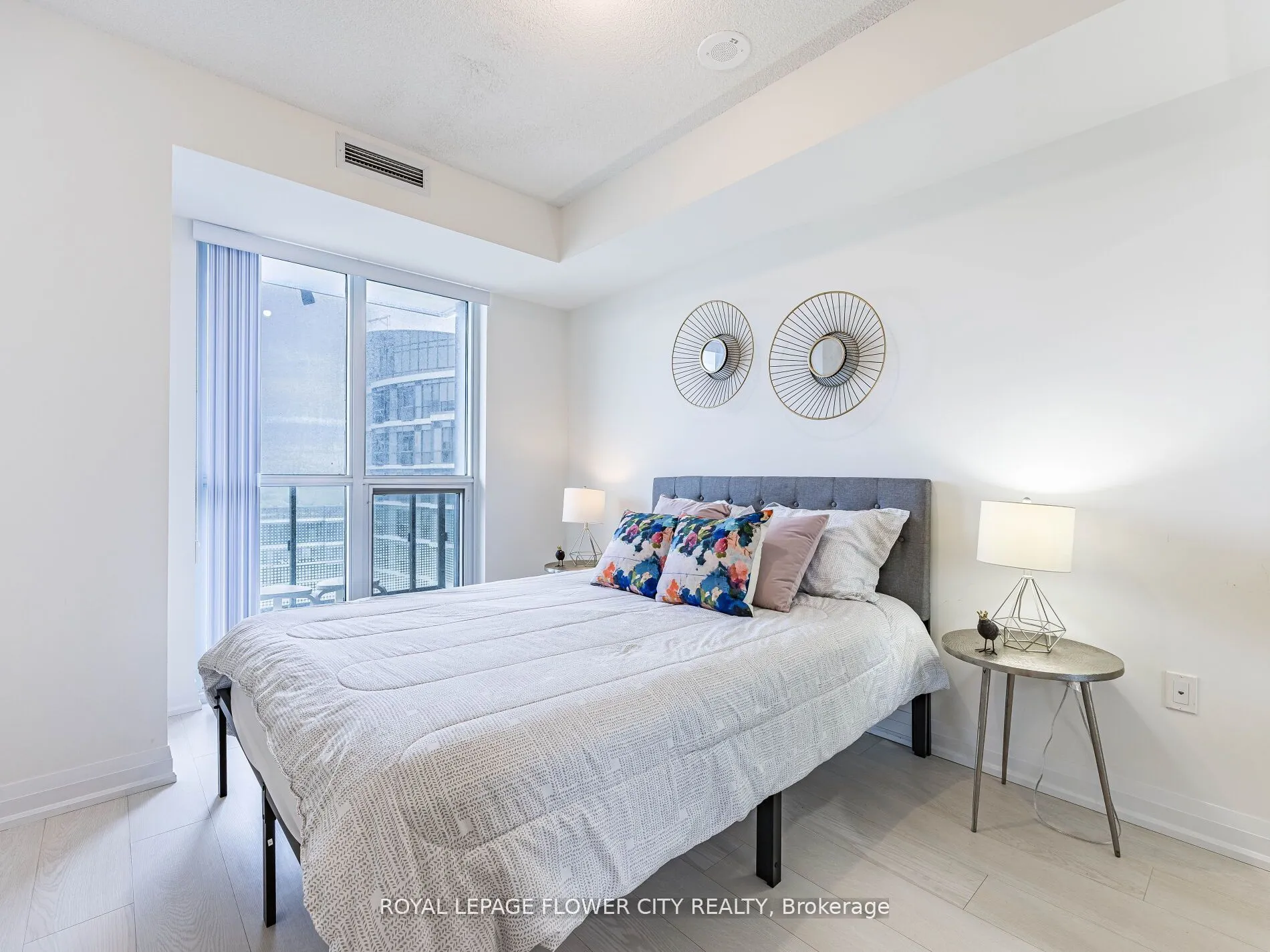 30 Gibbs Road, #2804