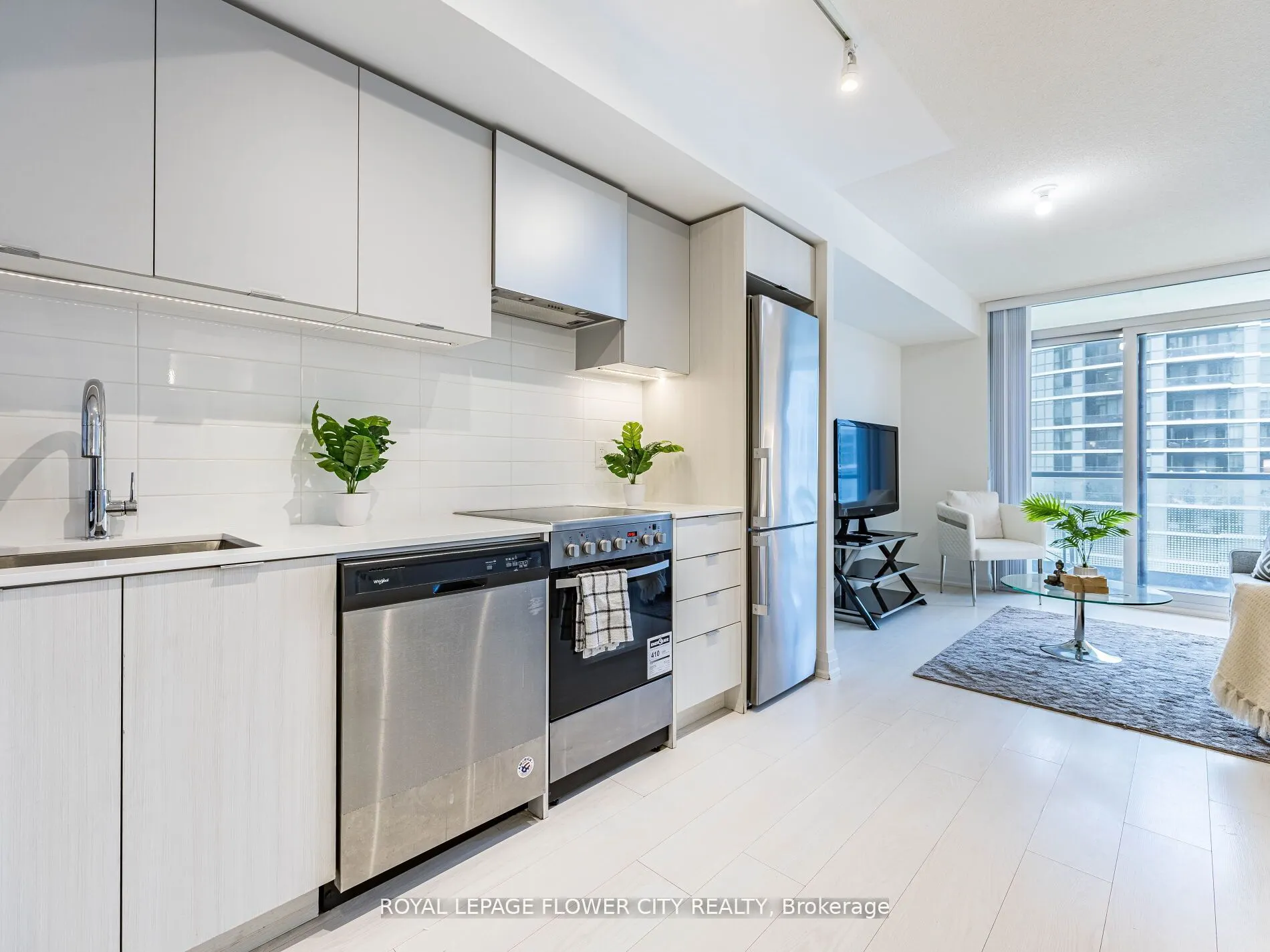30 Gibbs Road, #2804