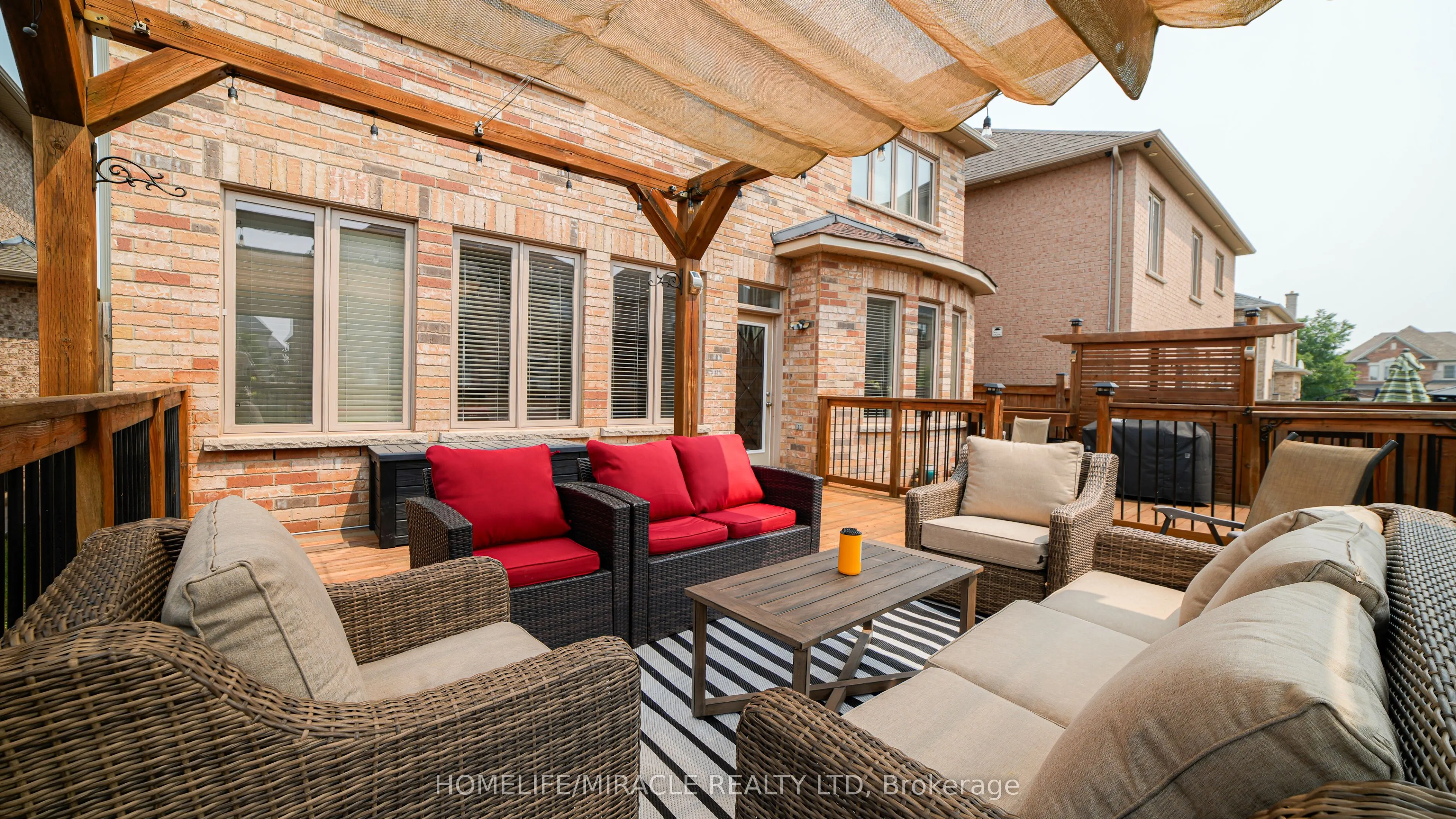 86 JUNETOWN Circle