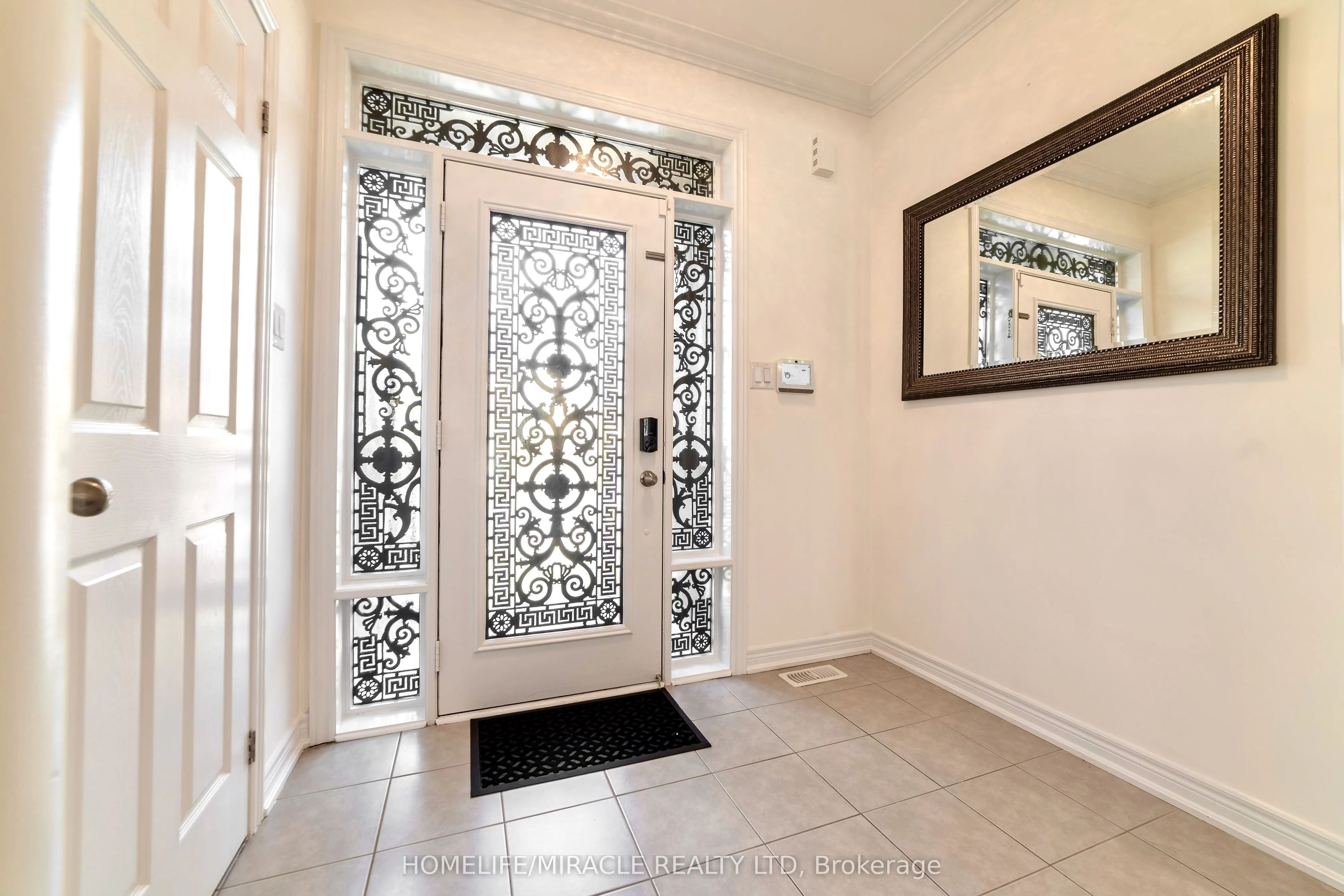 86 JUNETOWN Circle