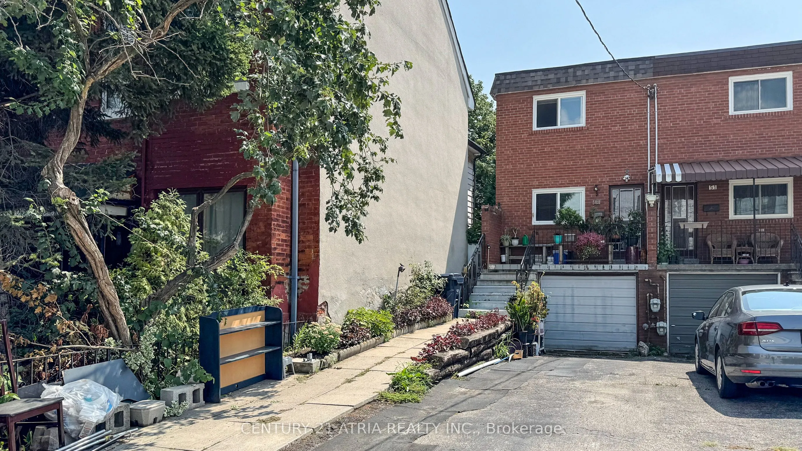 49 Noble Street