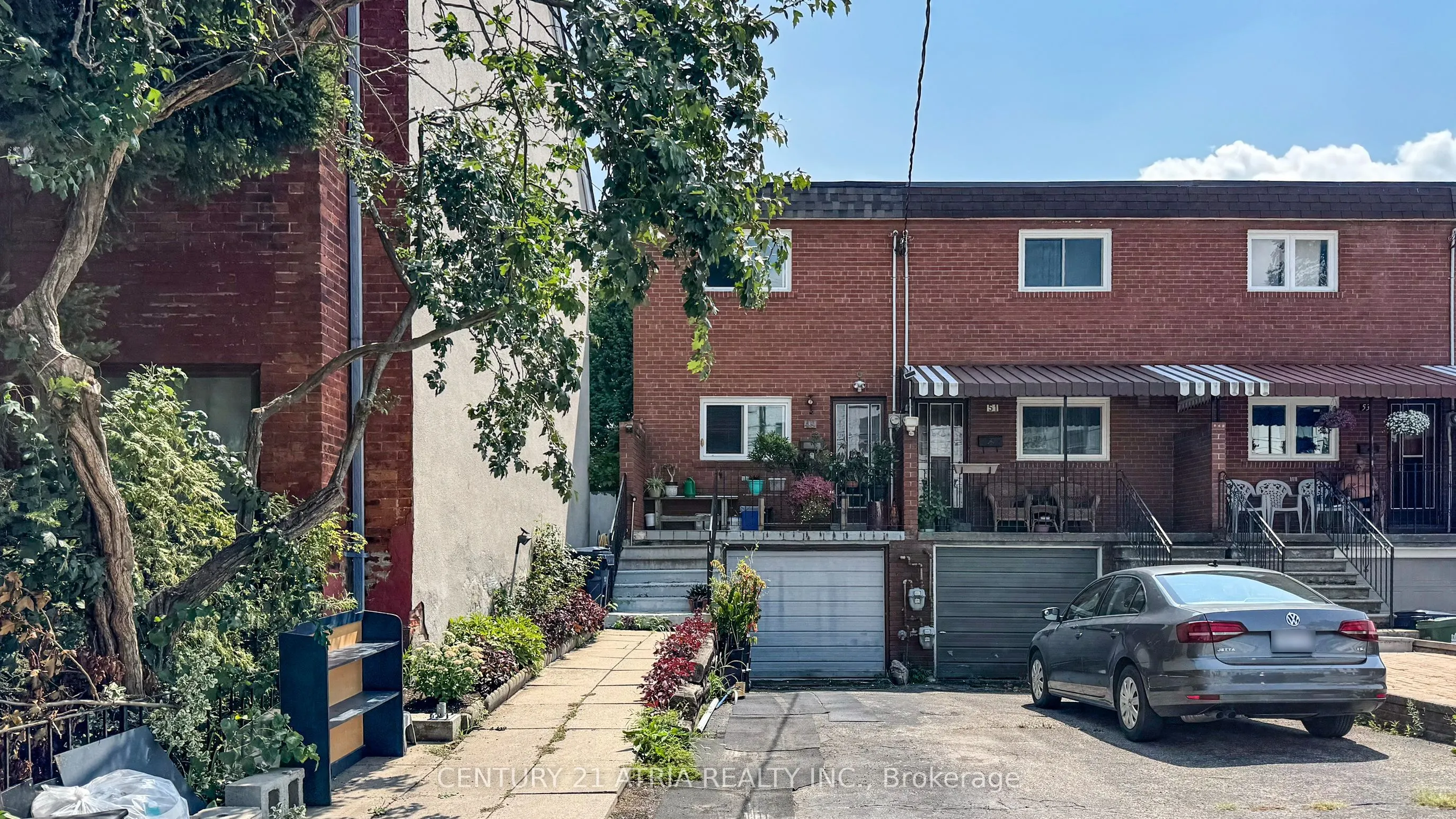 49 Noble Street