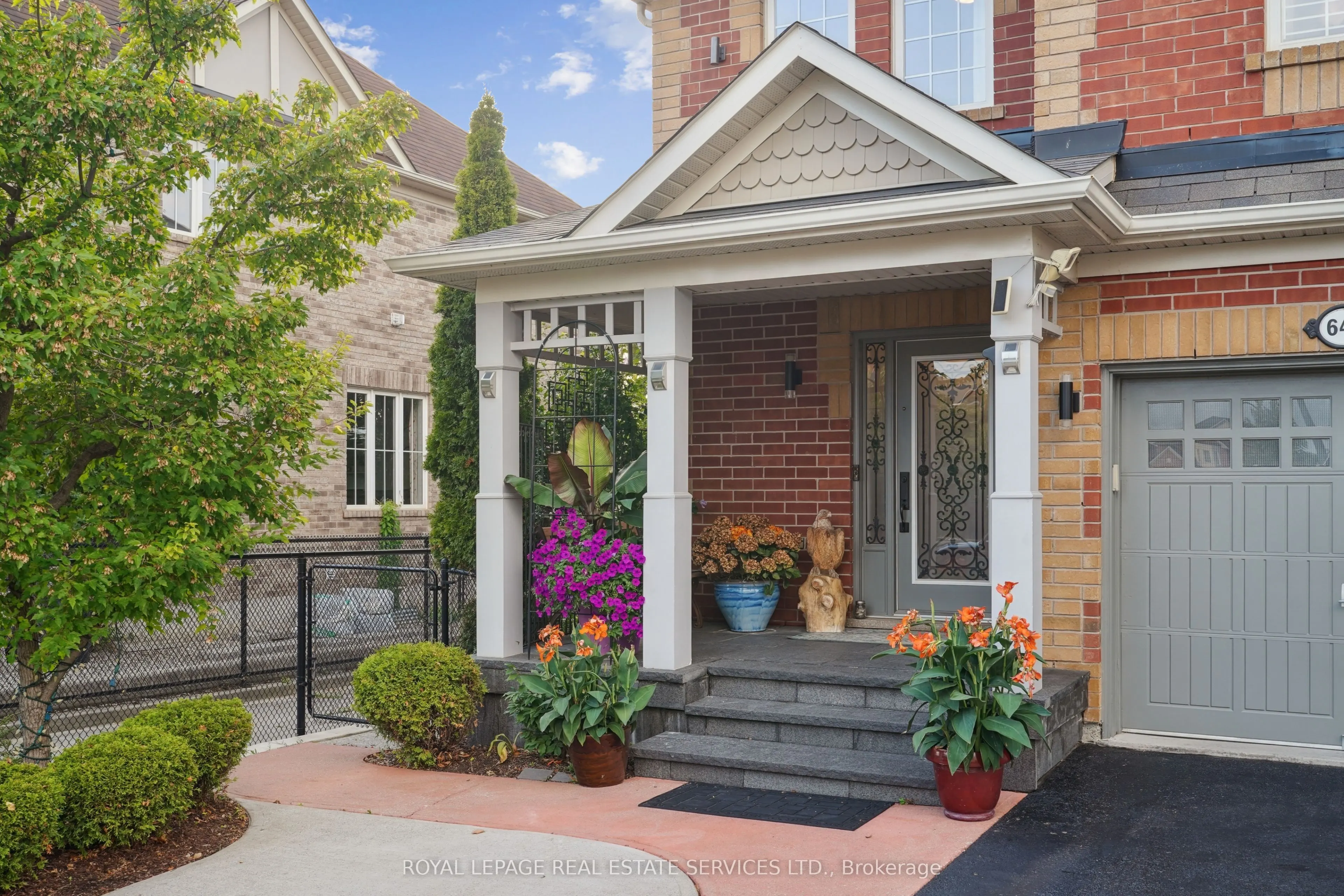 641 Symons Cross